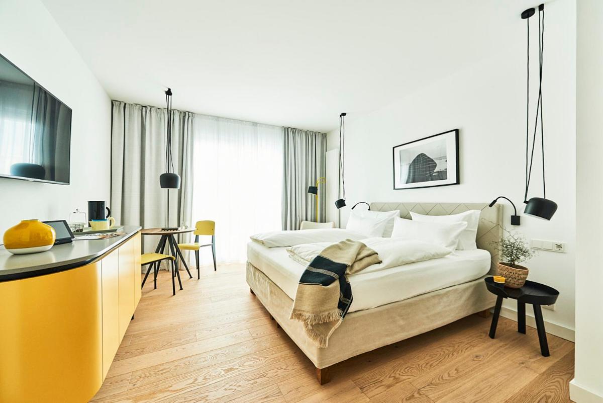 Deluxe Double Room with Terrace - Photo 2