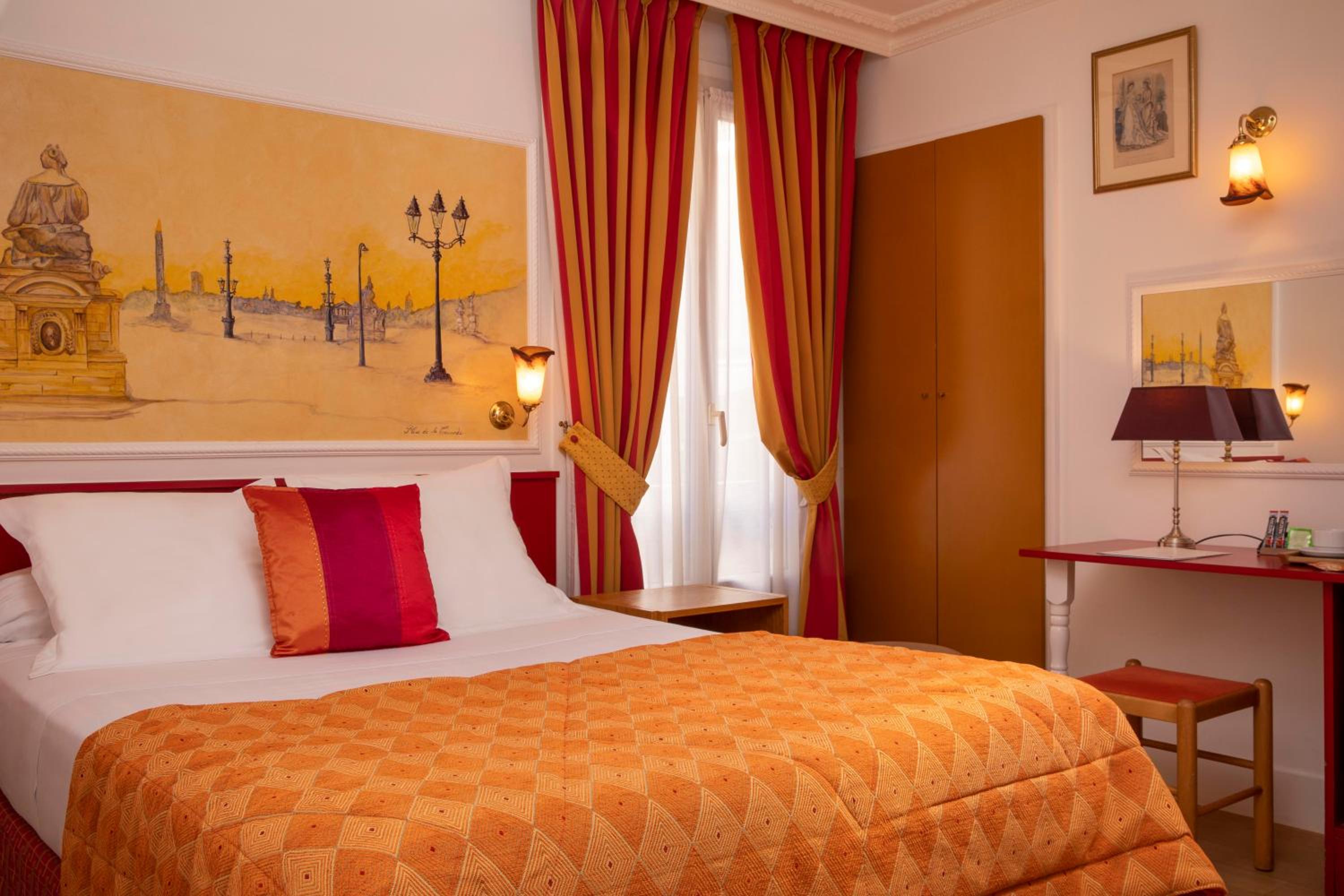 Single Room with Double Bed photo 3