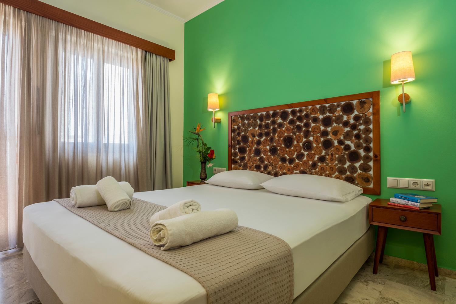 Superior Double or Twin Room - Photo 14