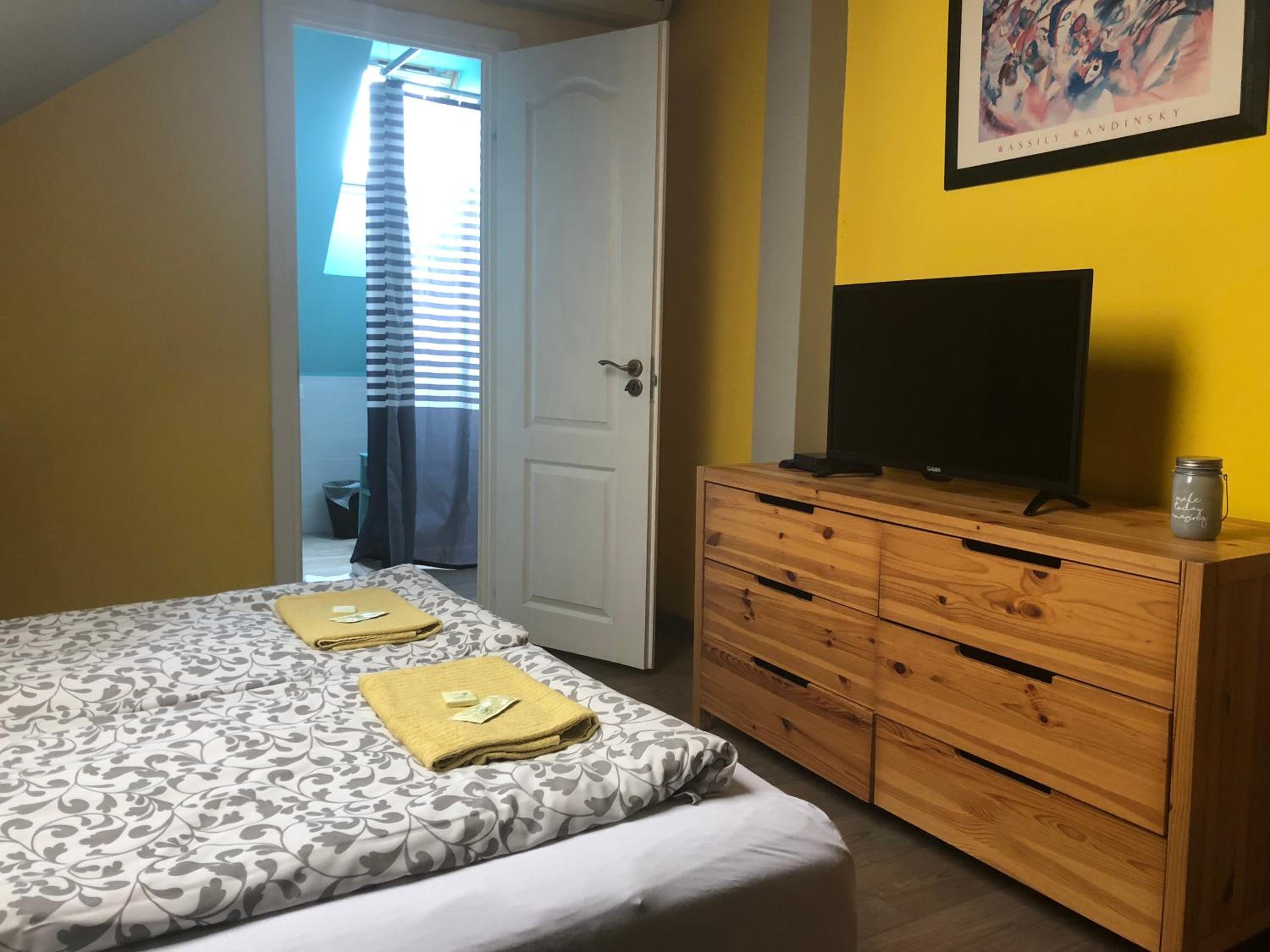 One-Bedroom Suite photo 3