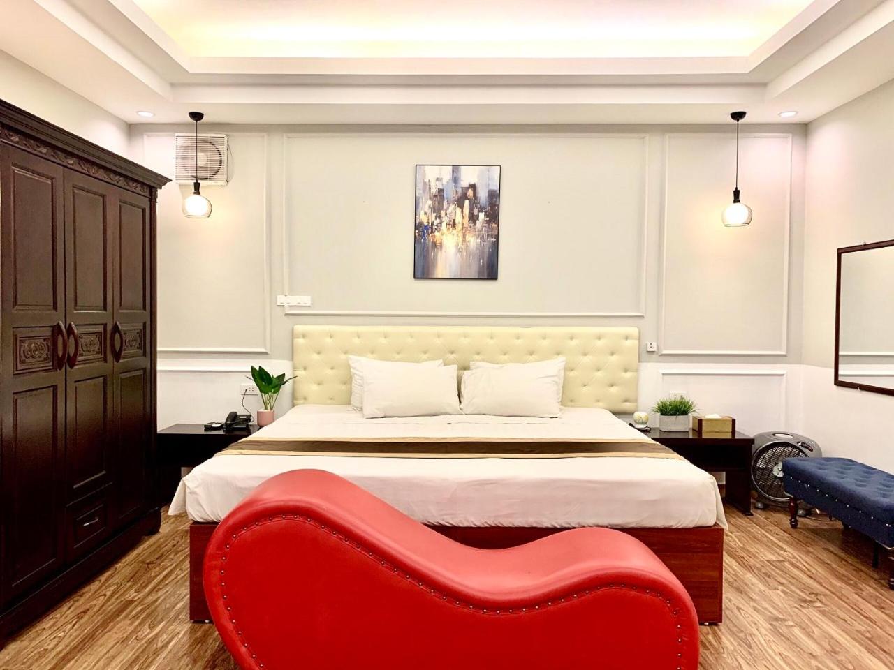 Standard King Room