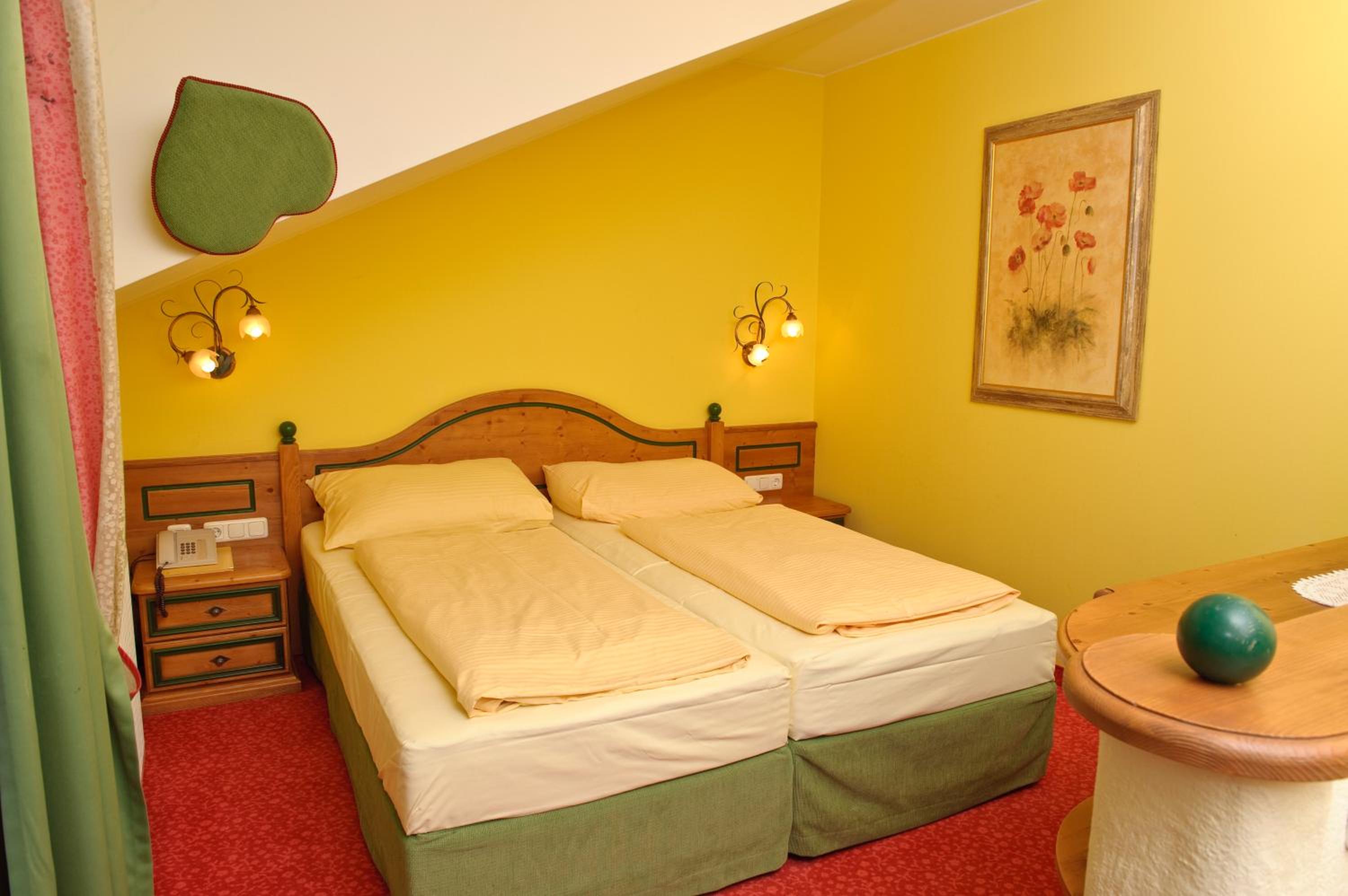 Suite with Mountain View photo 2