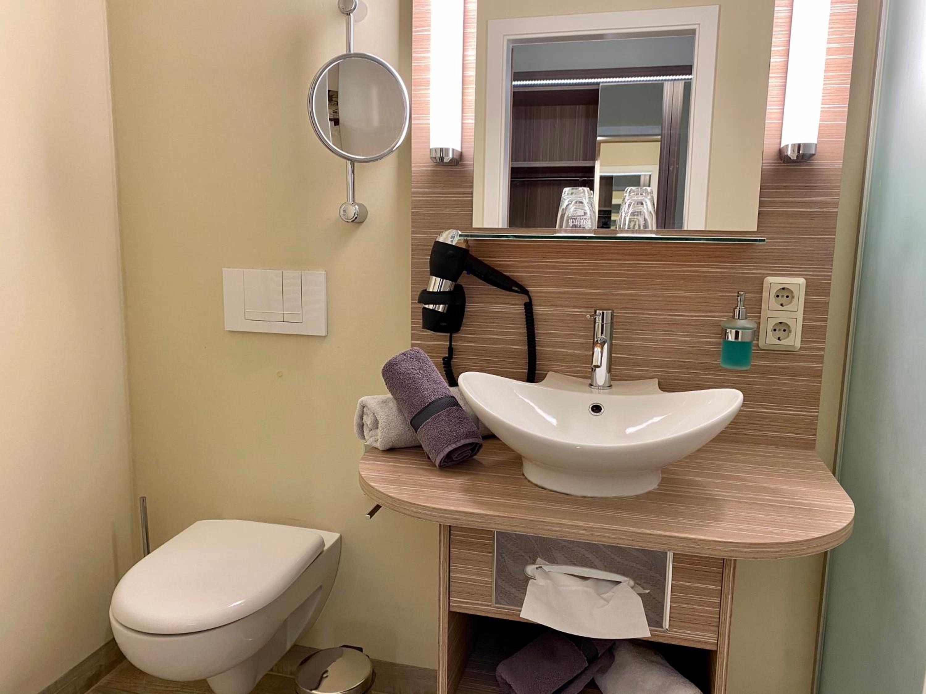 Double Room without Balcony - Photo 11