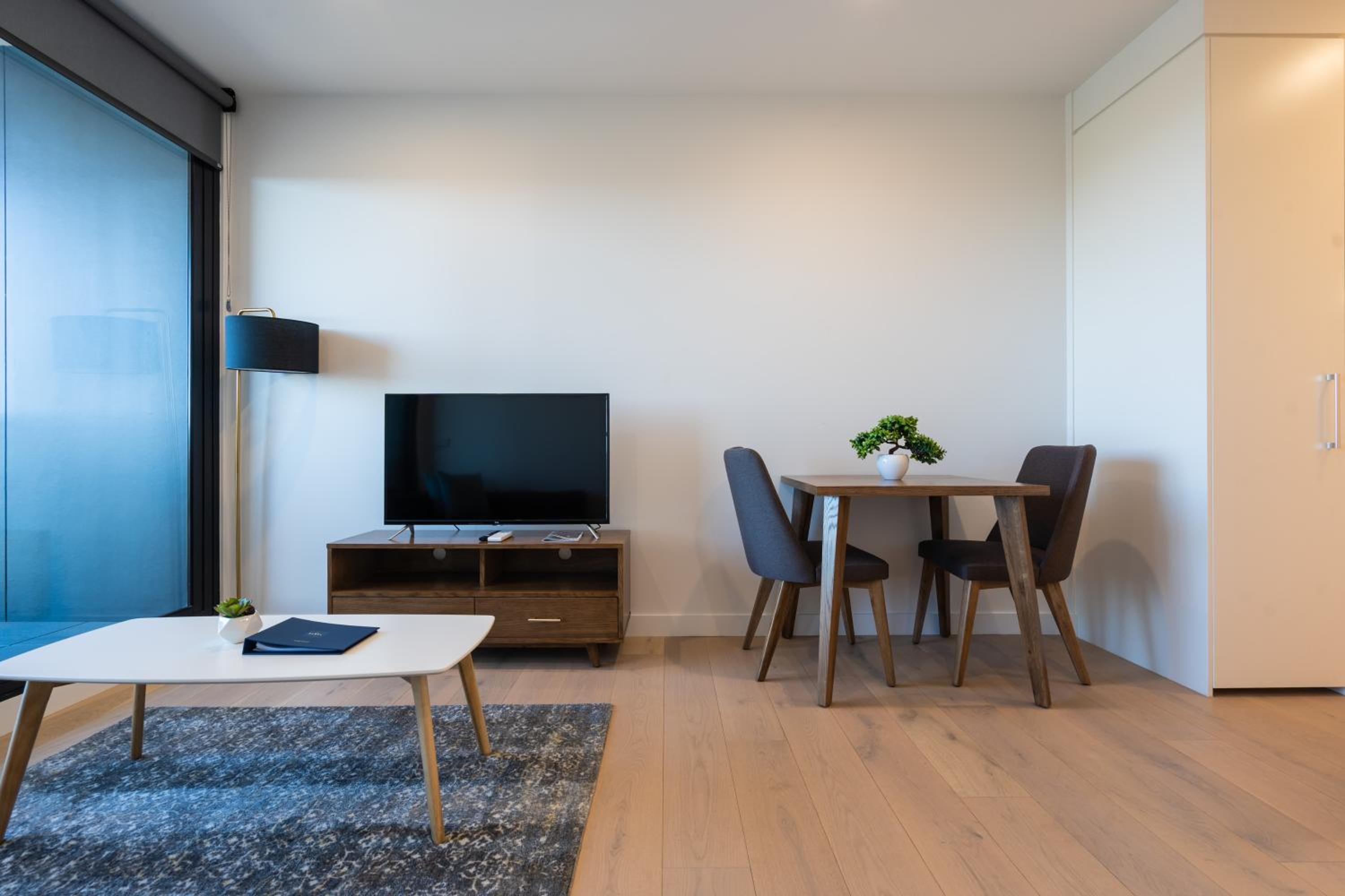 One-Bedroom Apartment - Photo 1