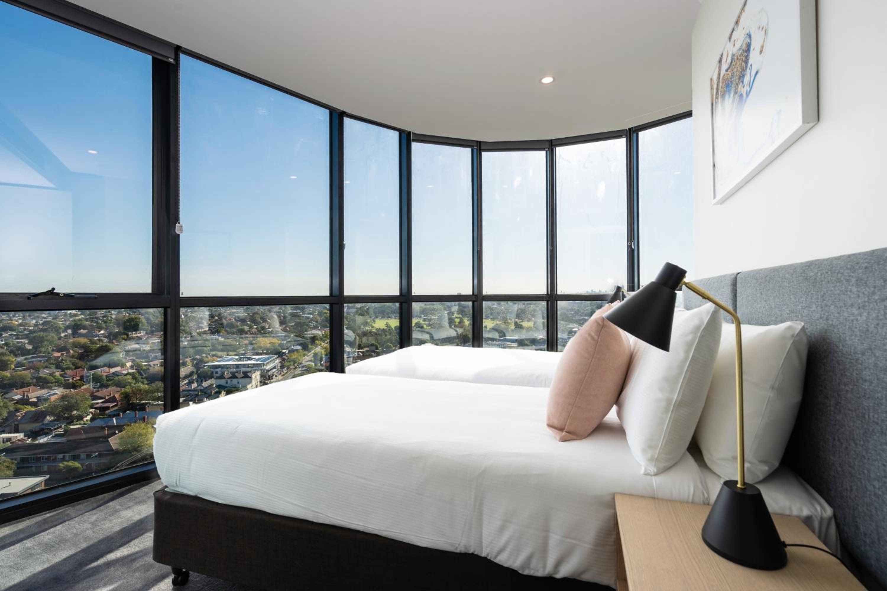 Two-Bedroom Apartment with View - Photo 1
