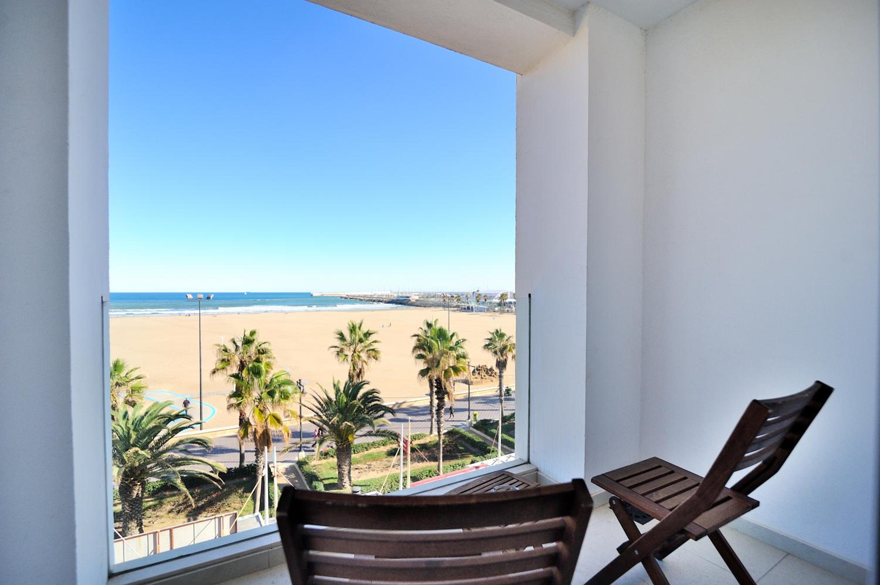 Junior Suite with Sea View - Photo 12
