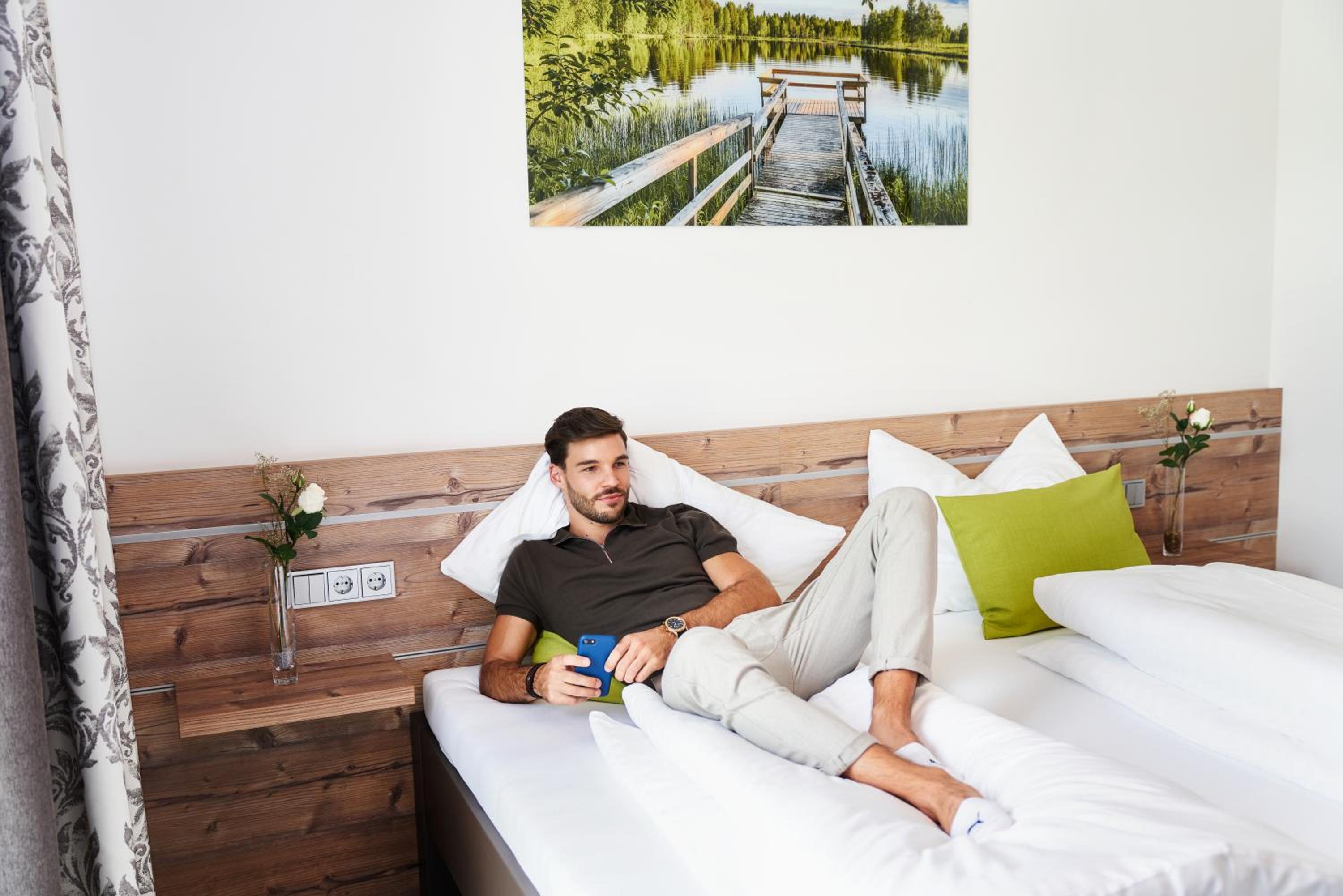 Double or Twin Room - Photo 3