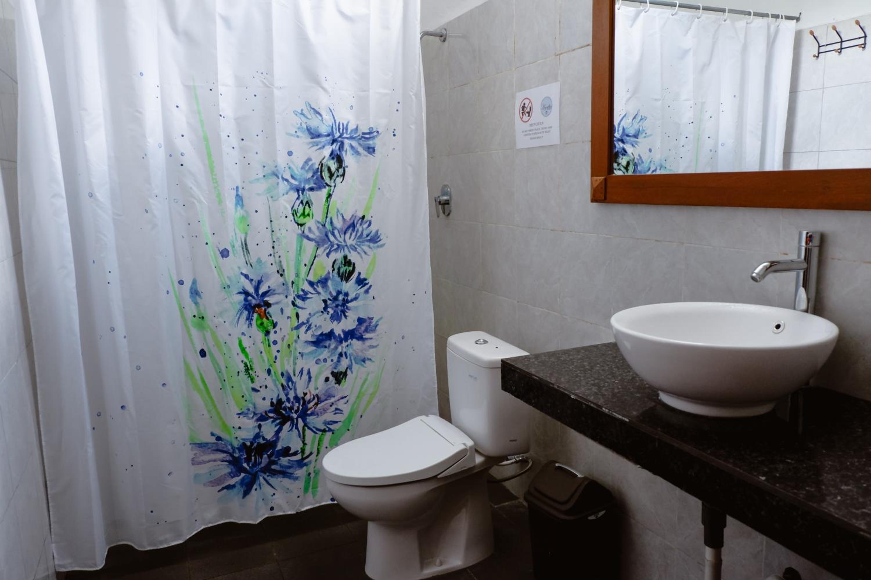 Double Room - Photo 14