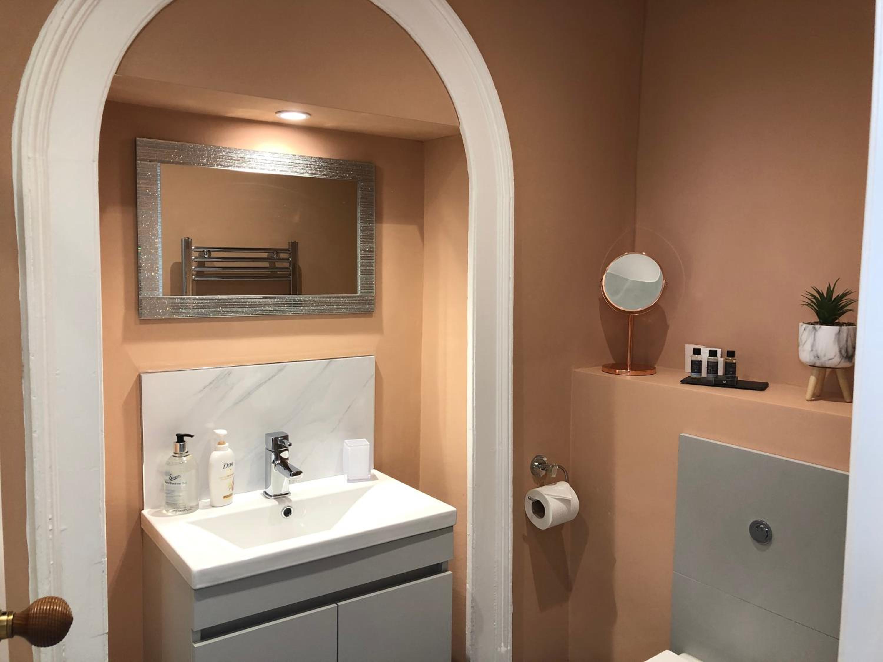 Double or Twin Room with Mountain View photo 3