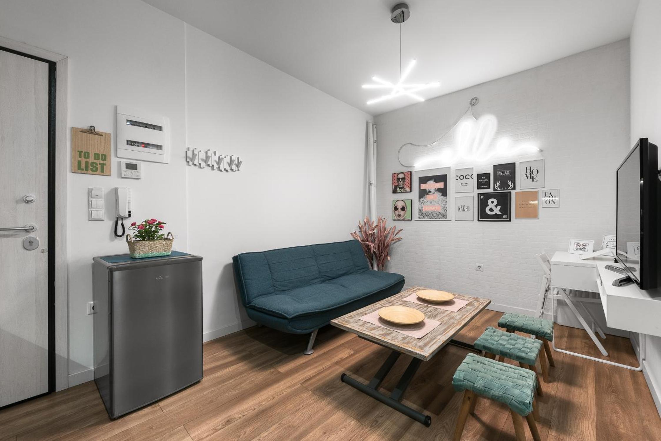 Two-Bedroom Apartment - Photo 11