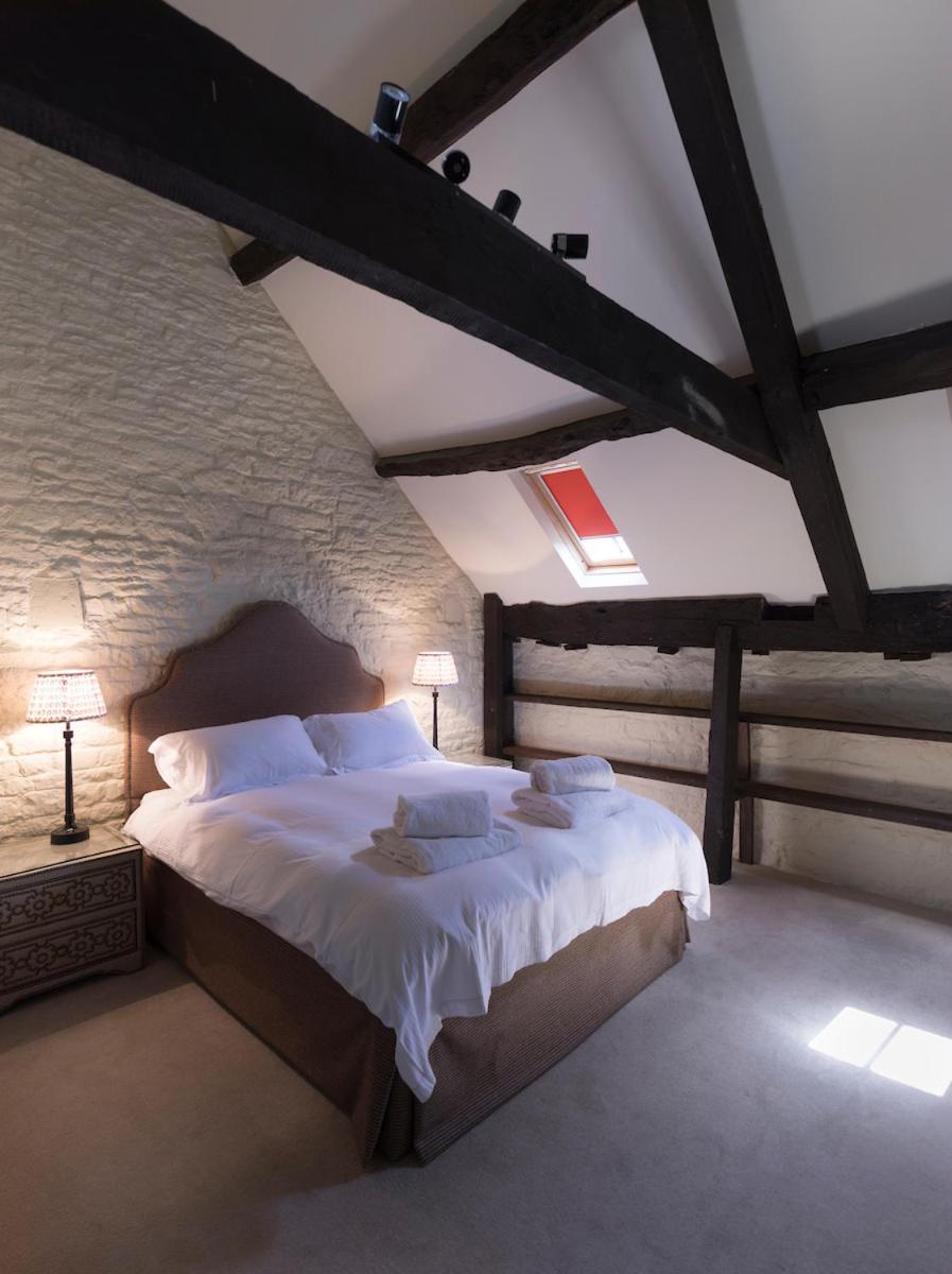 Four-Bedroom House photo 1