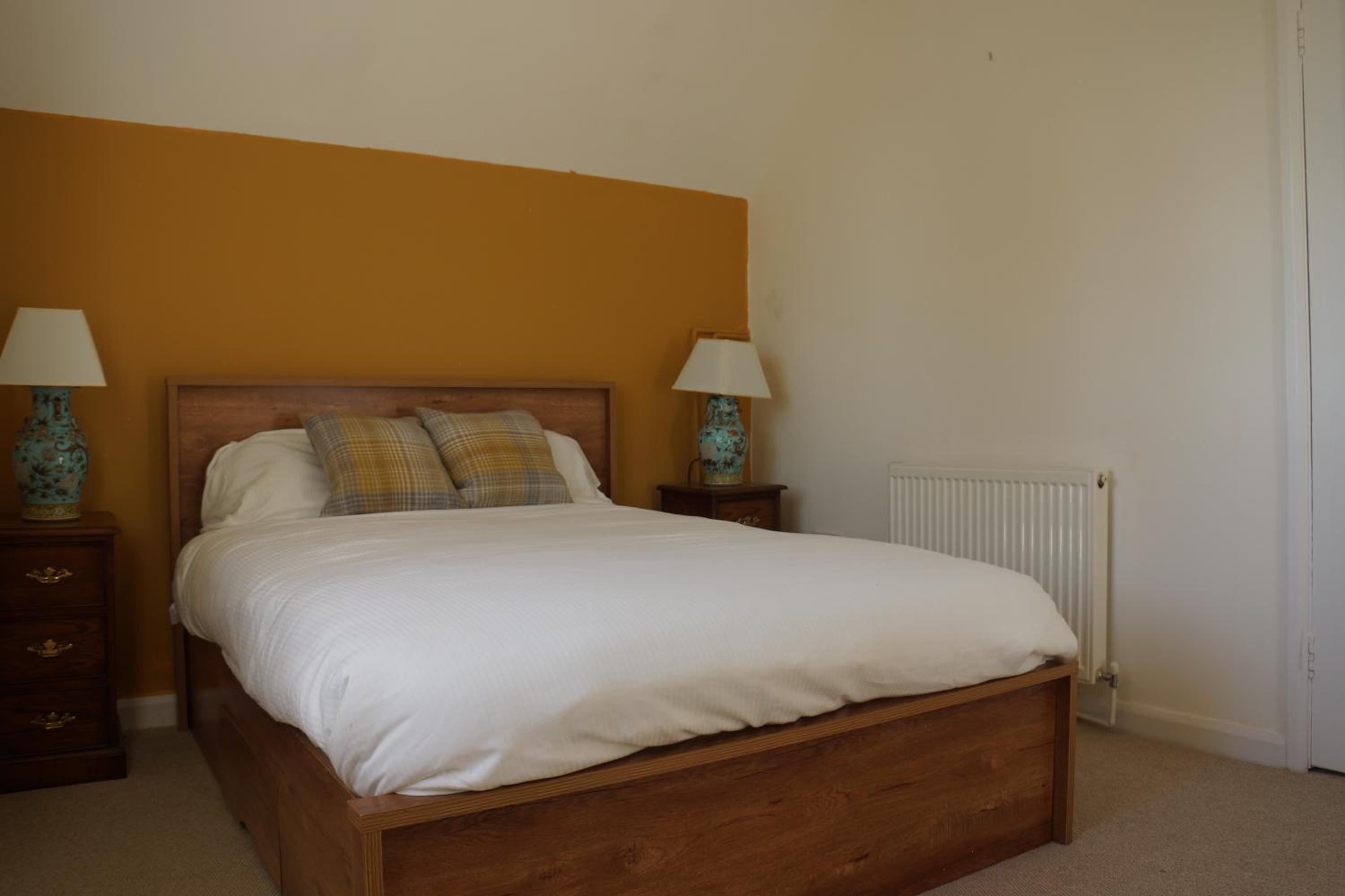 One-Bedroom House photo 1