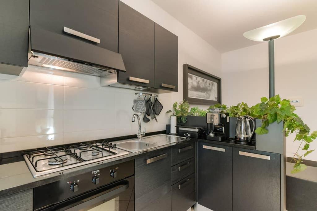One-Bedroom Apartment - Photo 16