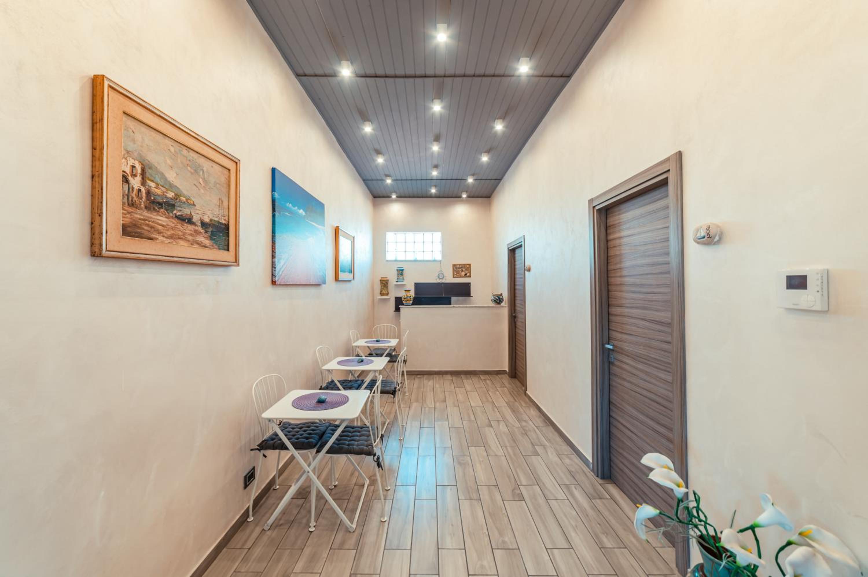 Superior Double Room with Sea View - Photo 17