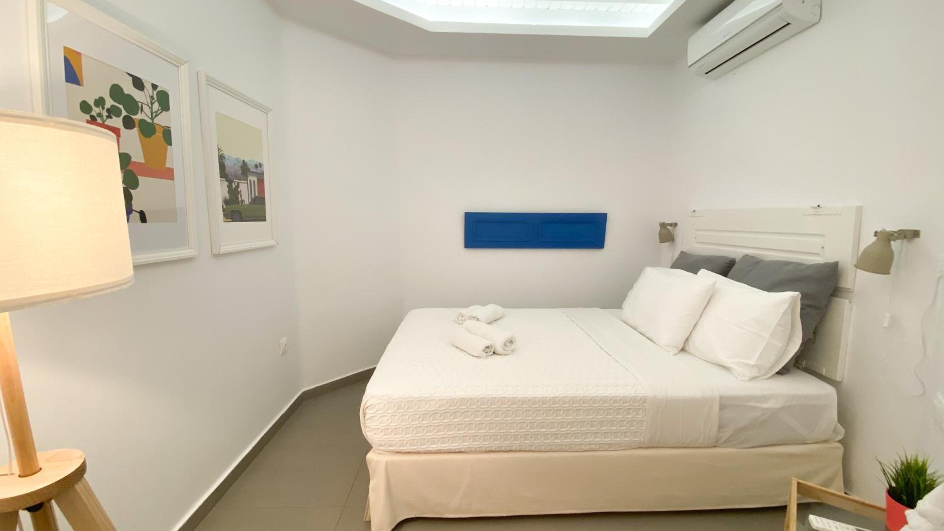 Apartment with Sea View and Hot Tub photo 1