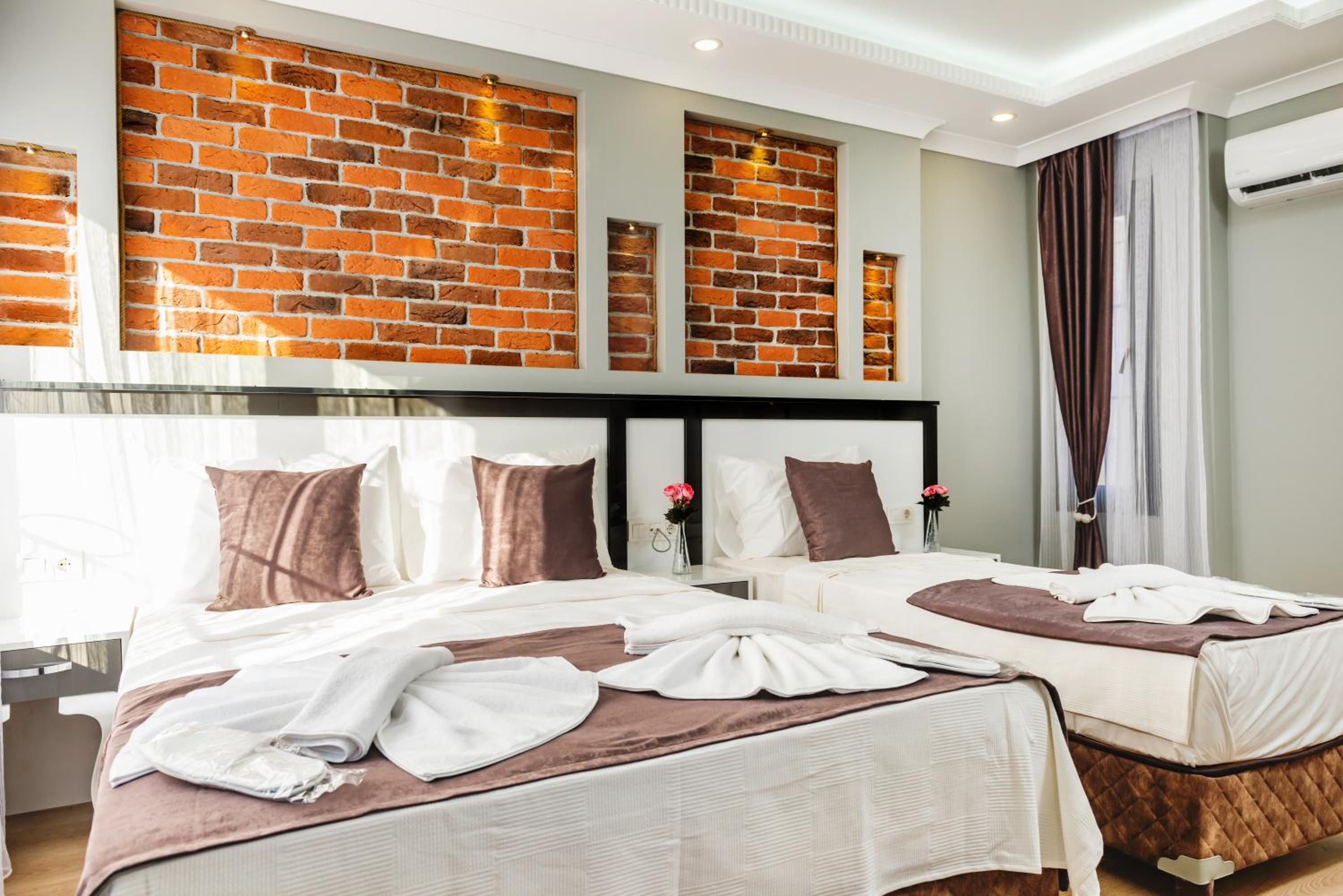 Comfort Triple Room photo 2