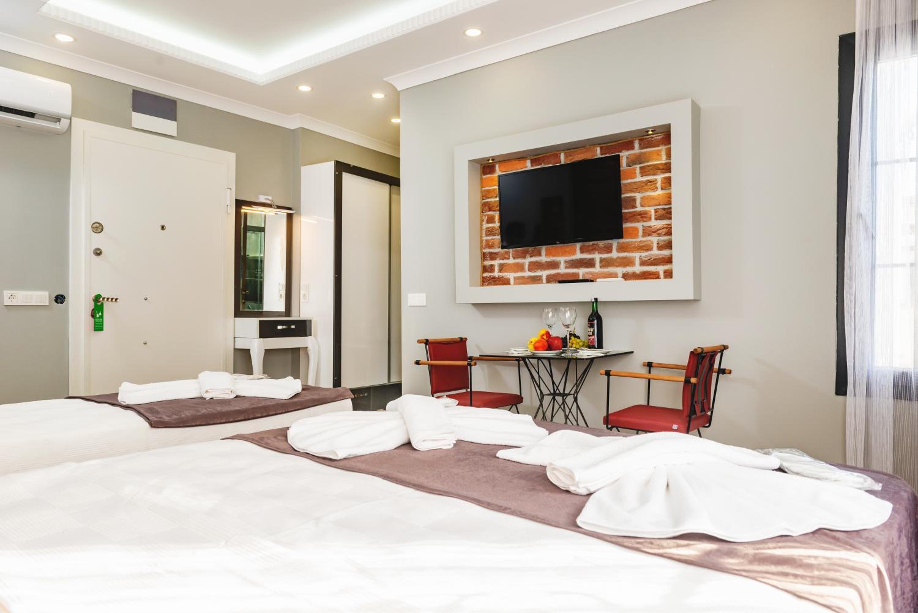 Comfort Triple Room photo 1