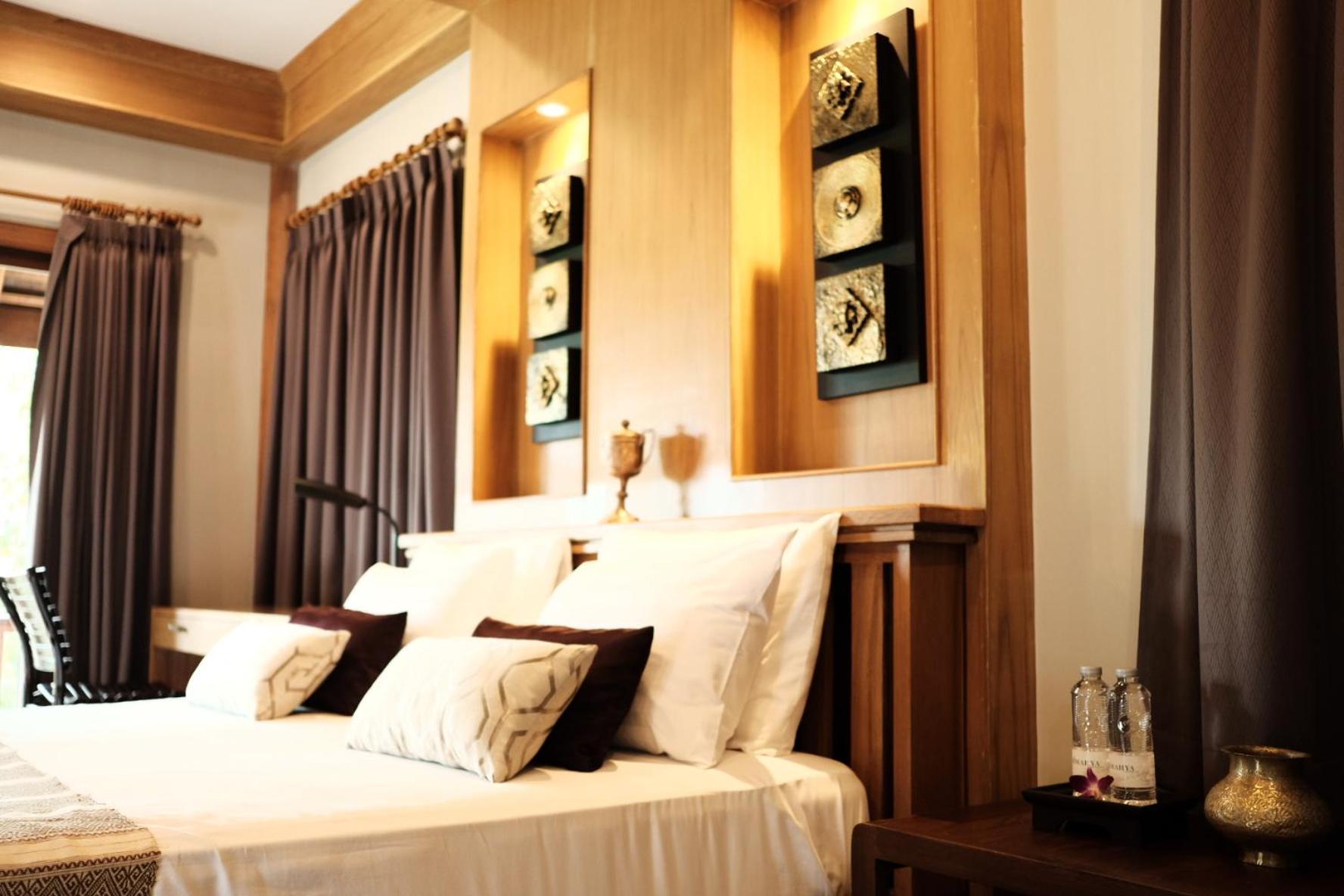 Deluxe Room - Photo 31