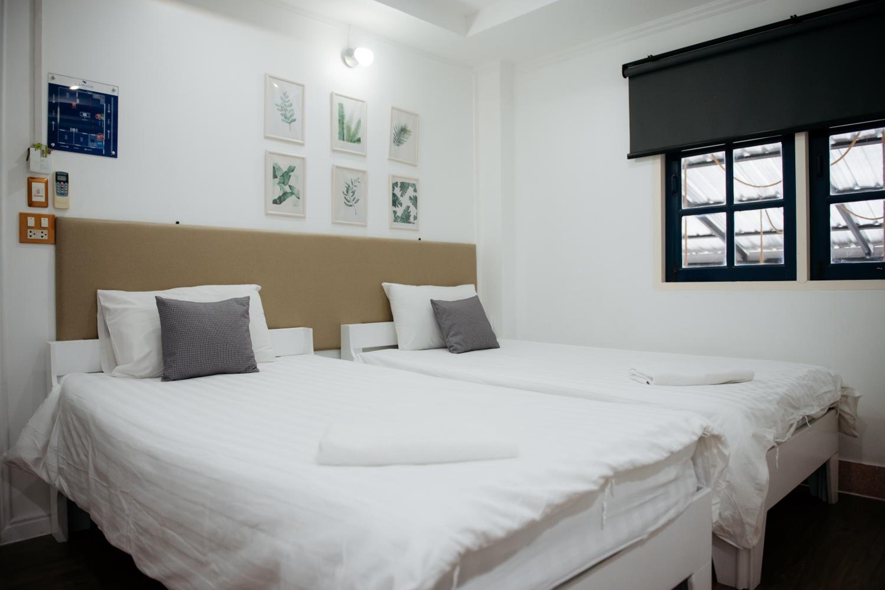 Standard Twin Room - Photo 1
