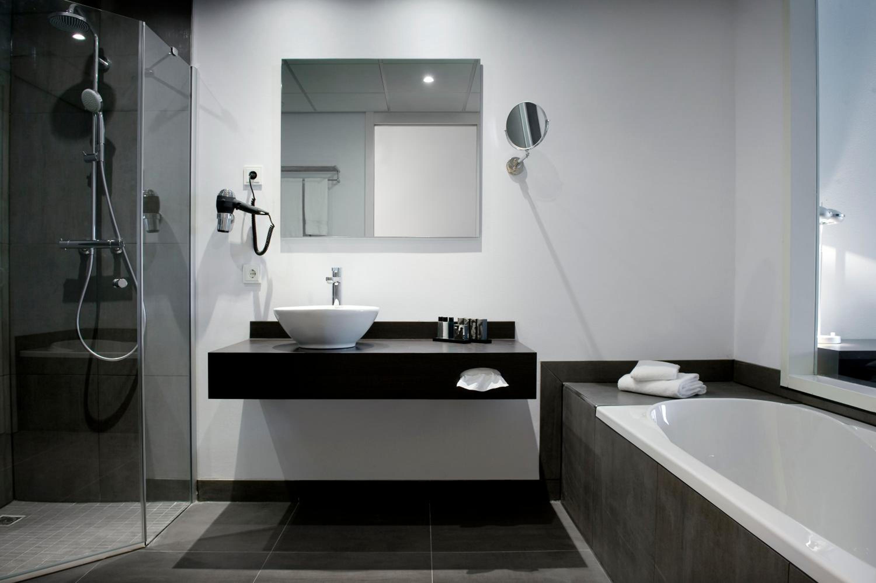 Superior Factory Design Room - Photo 5