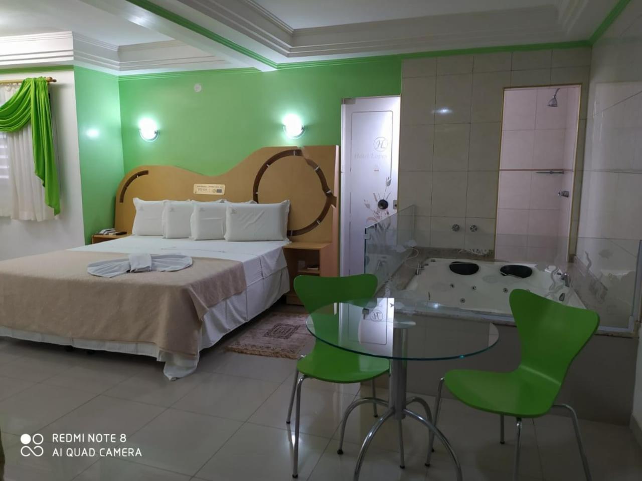 Deluxe Suite with Spa Bath photo 1