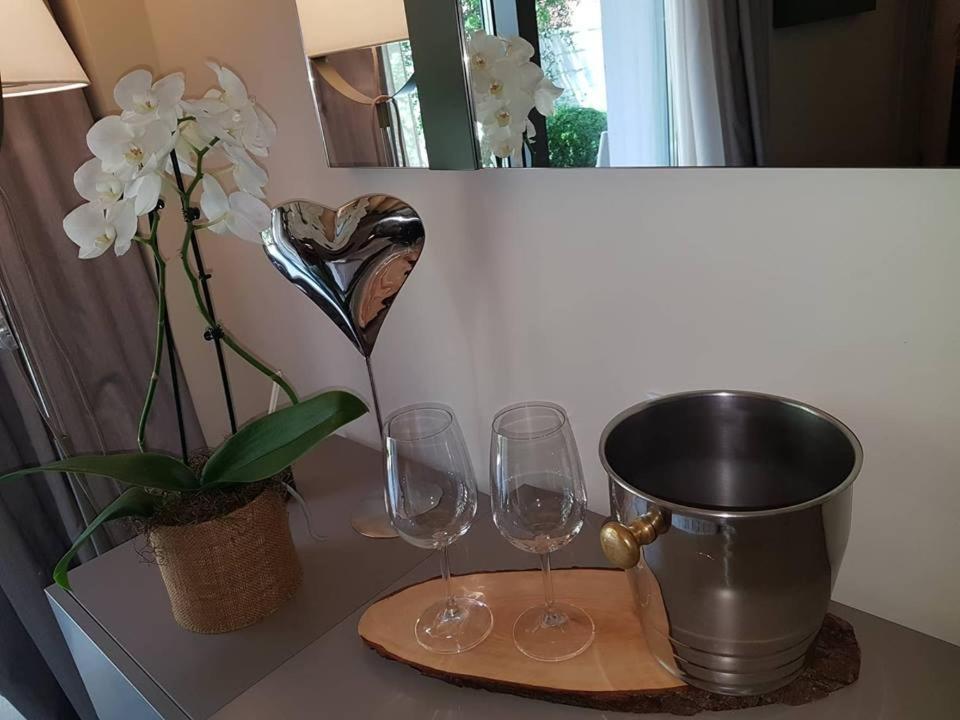 Apartment With Garden View photo 2