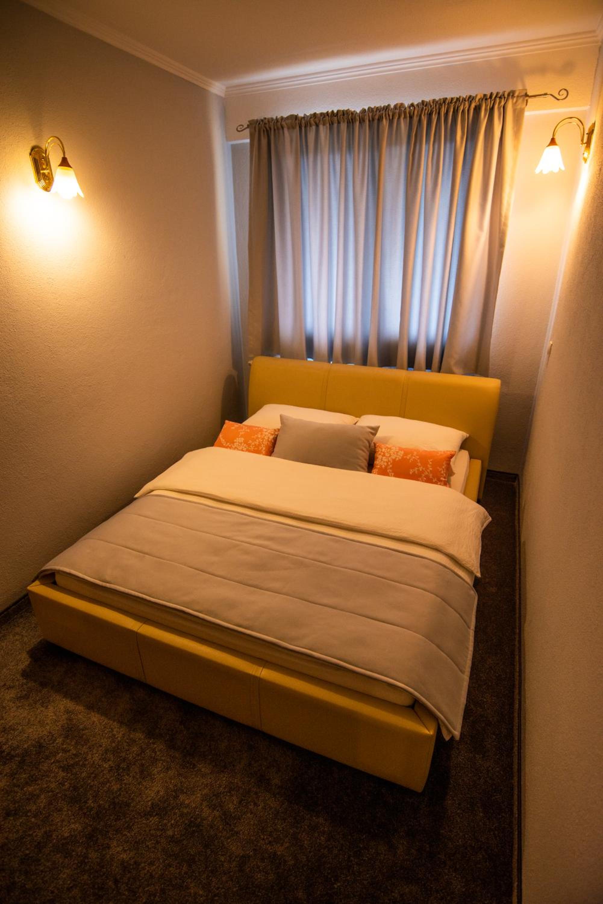 Apartment with Terrace photo 3