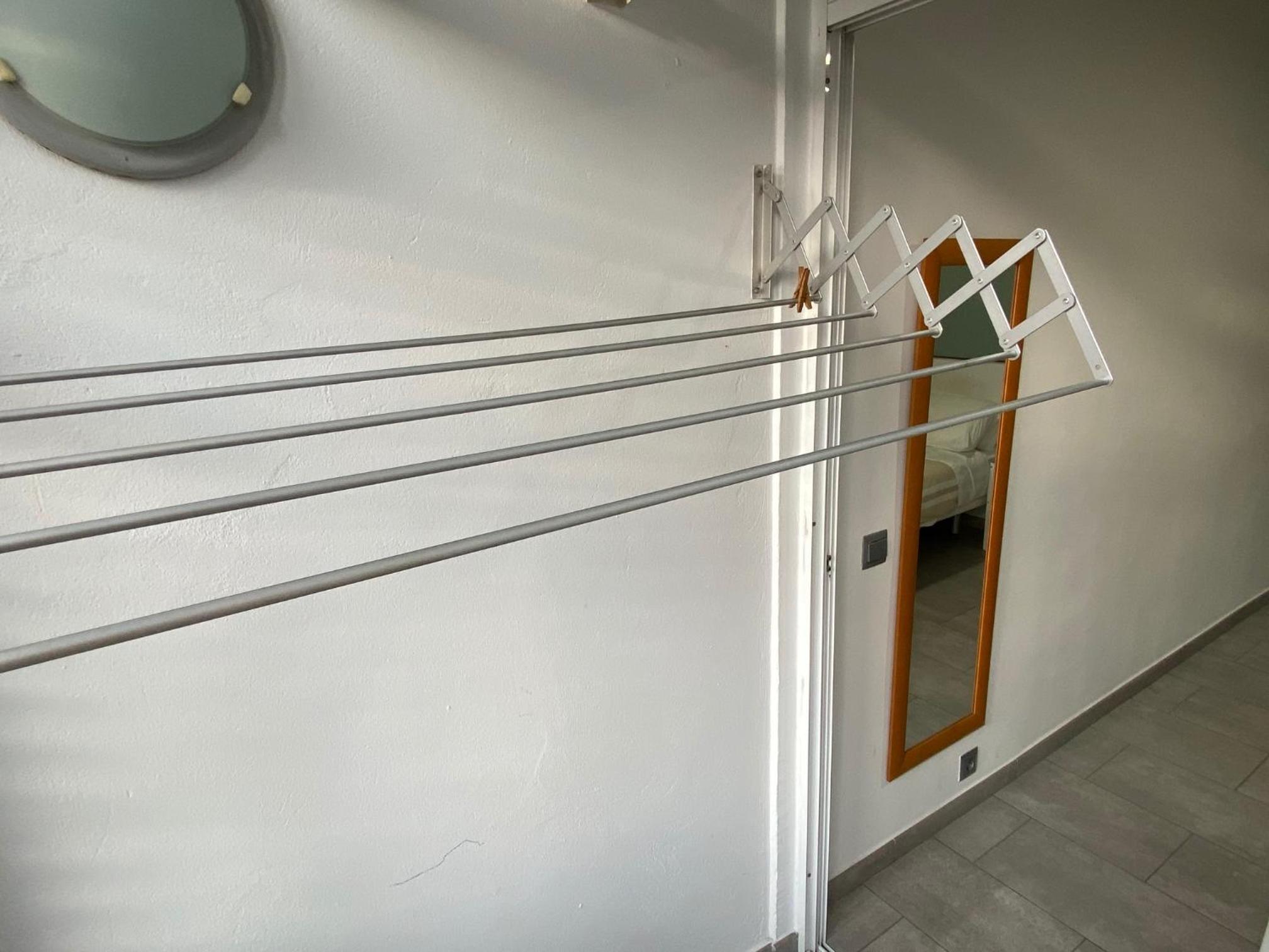 Studio Apartment - Photo 4