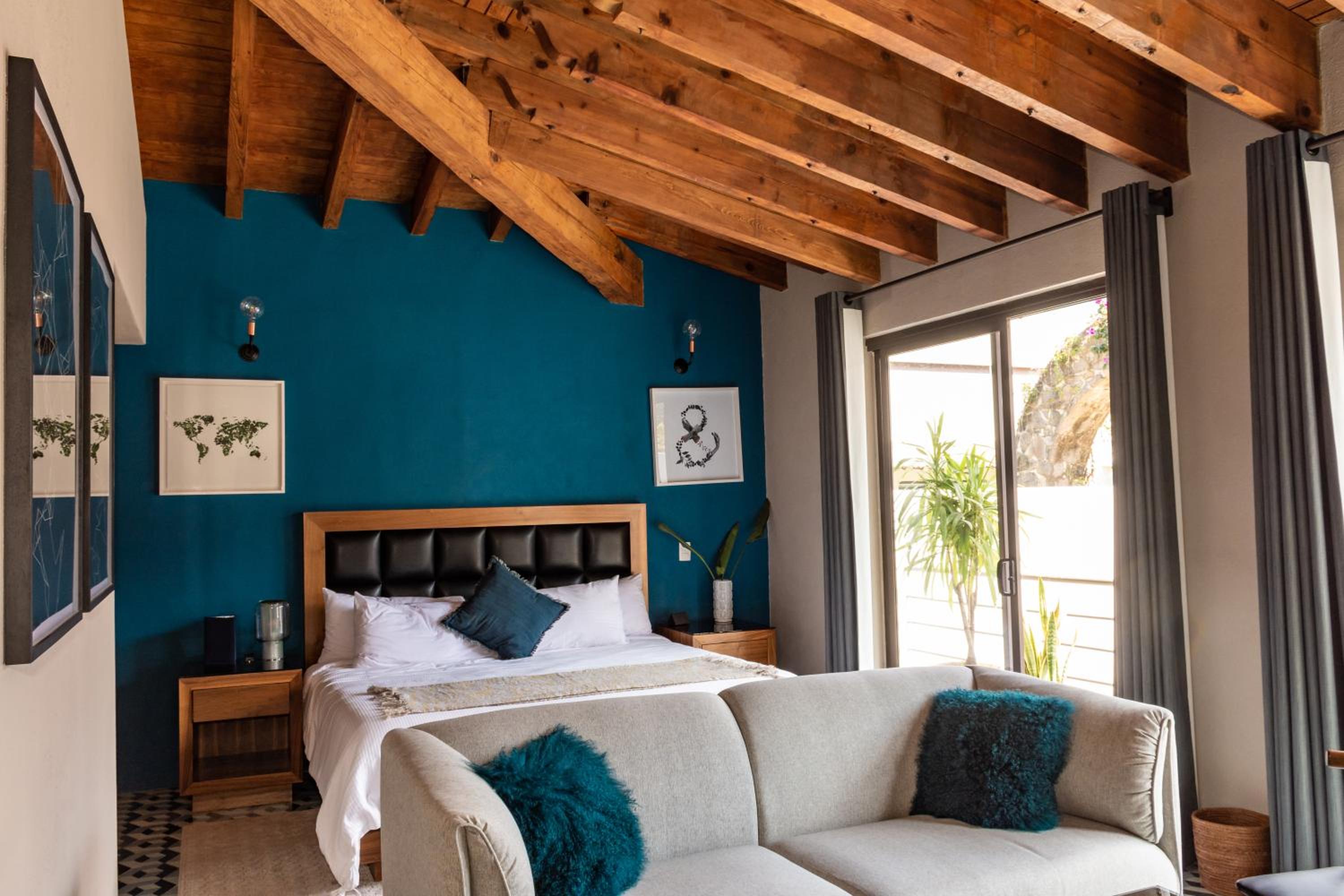 Deluxe Suite - Photo 4