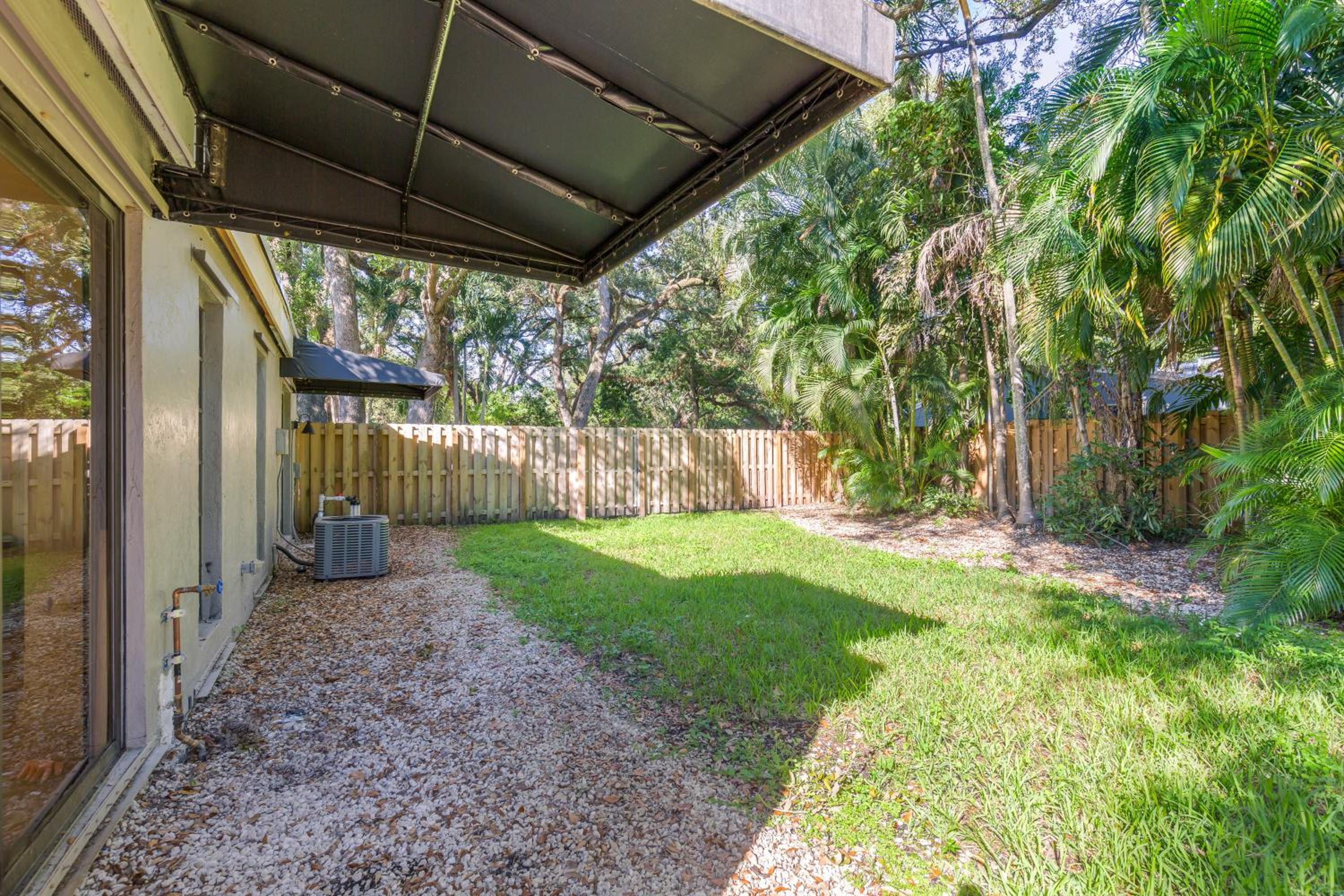 Three-Bedroom House - Photo 16