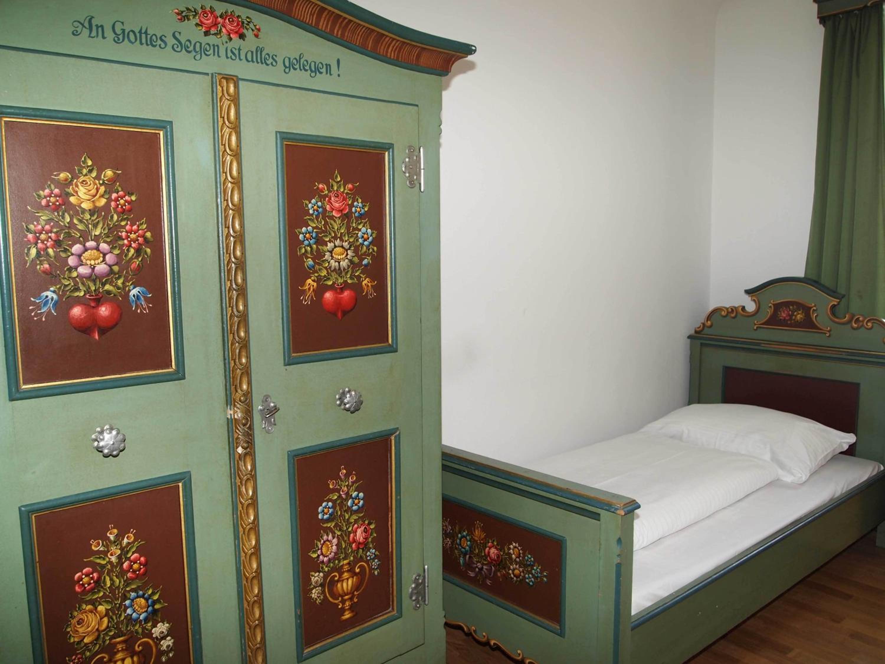 Single Room photo 3