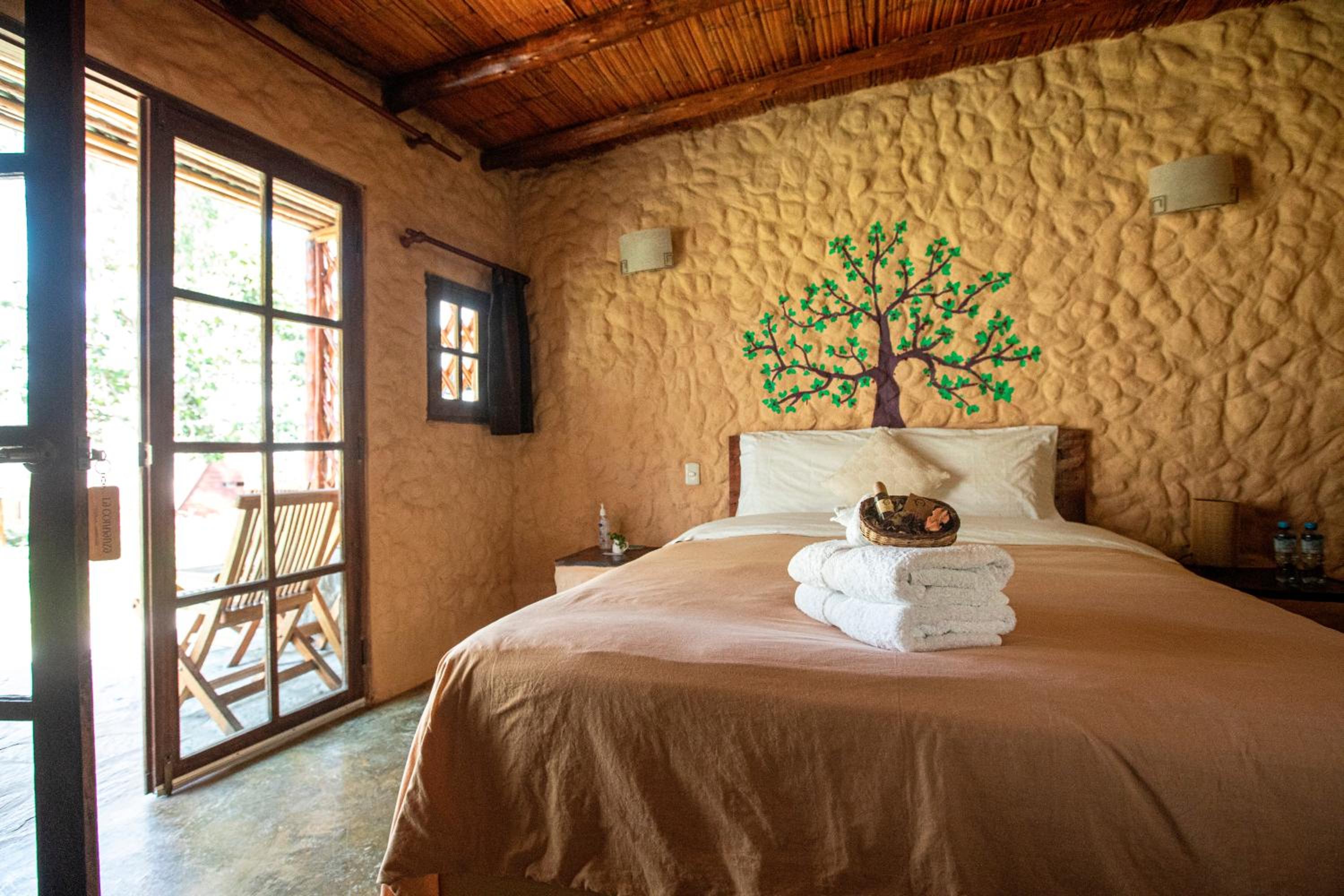 Queen Room with Garden View photo 3