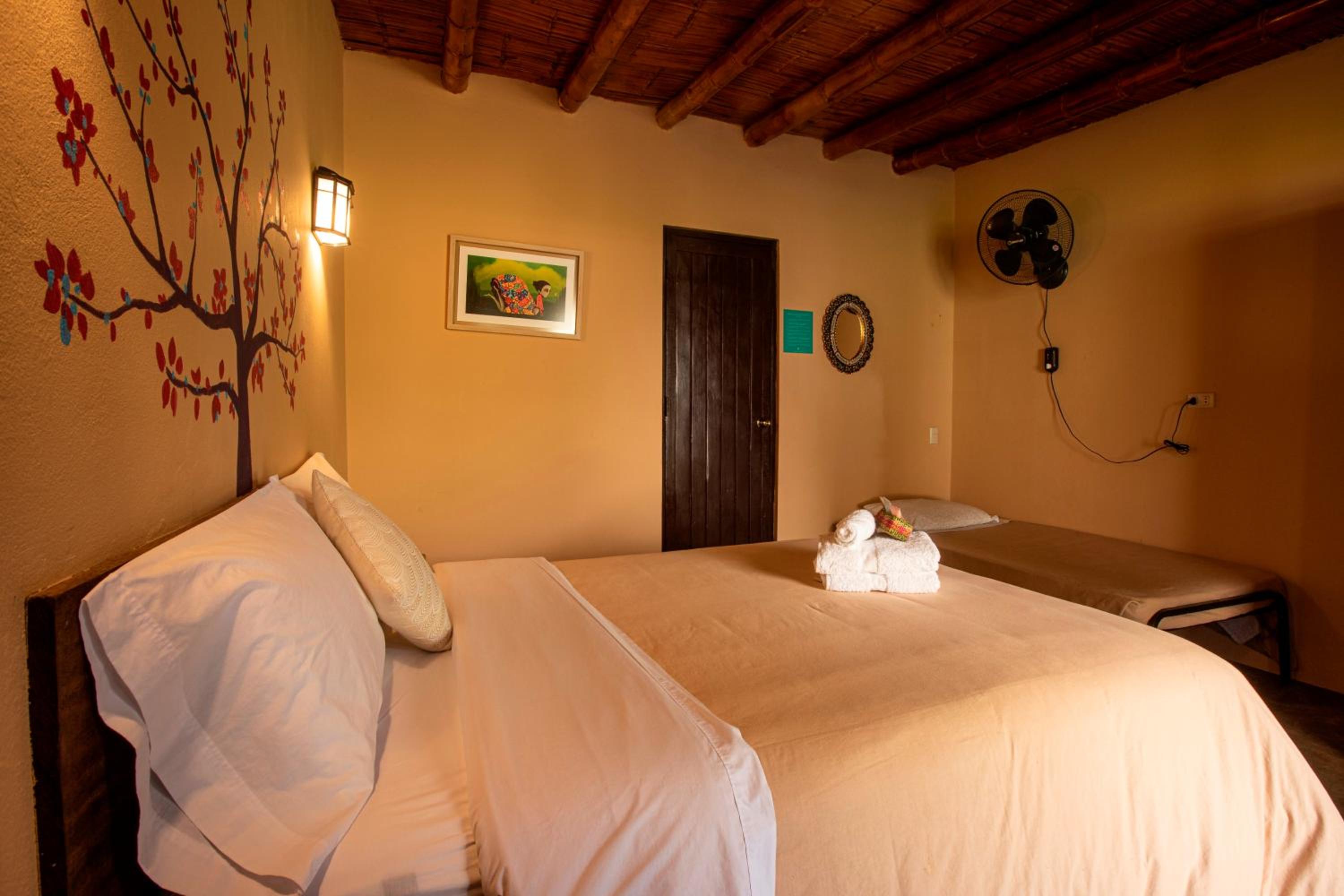 Queen Room with Garden View photo 1