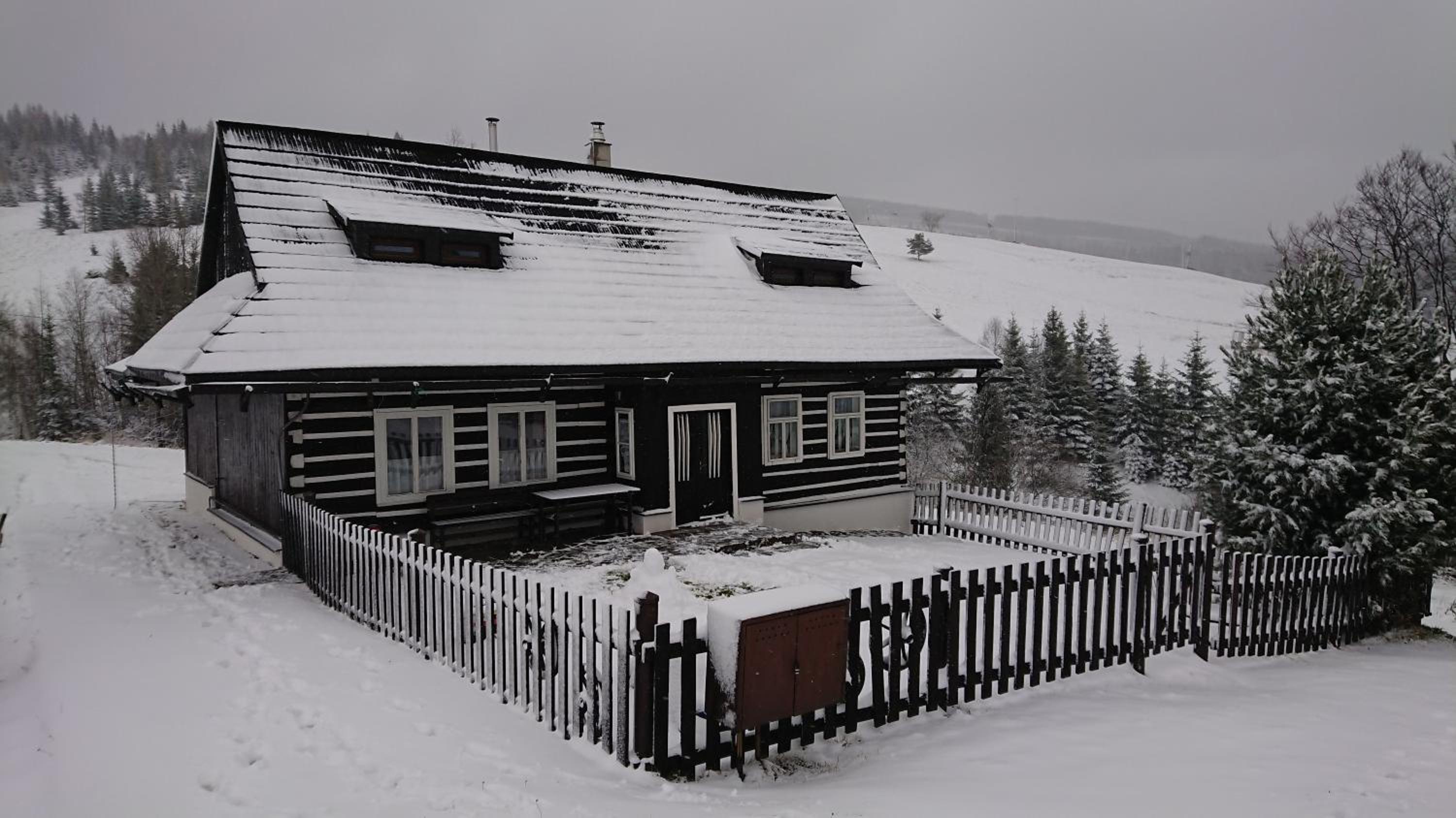 Three-Bedroom Chalet - Photo 51
