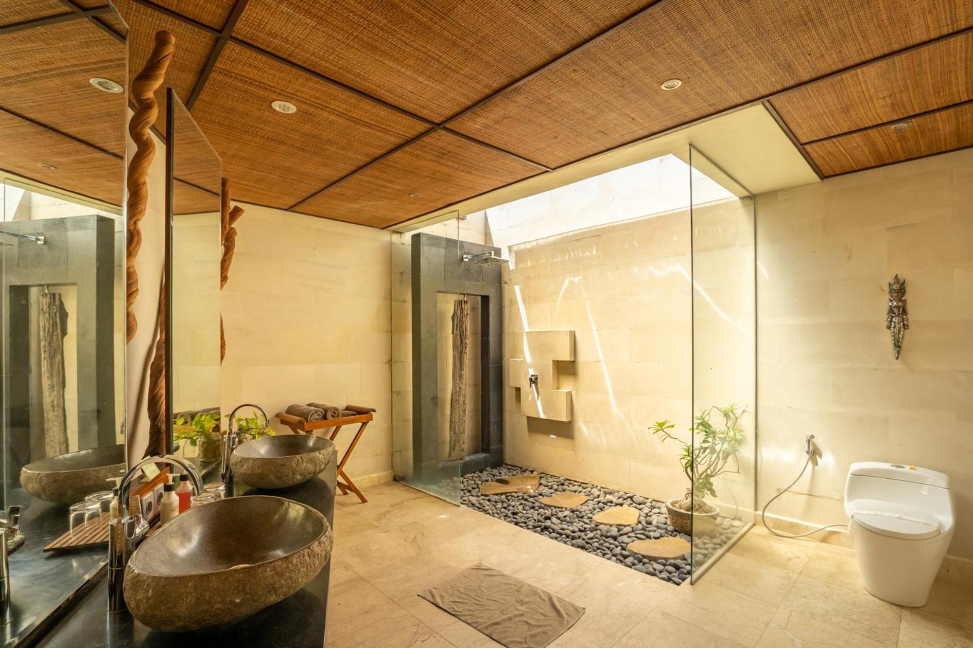 Three-Bedroom Villa with Private Pool - Photo 6