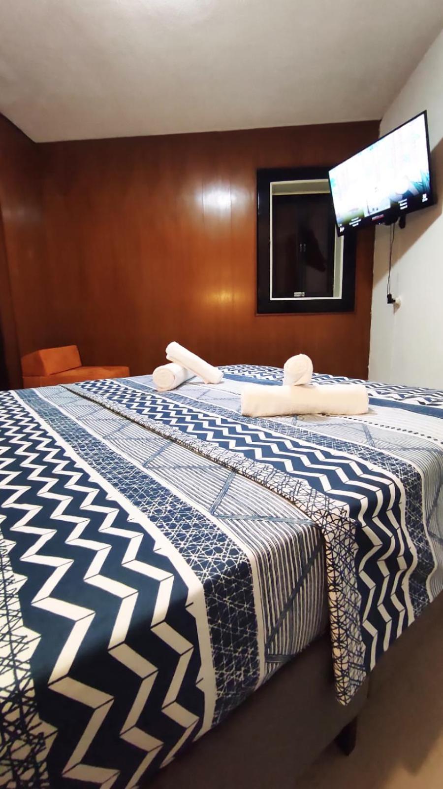Quadruple Room with Private External Bathroom - Photo 3