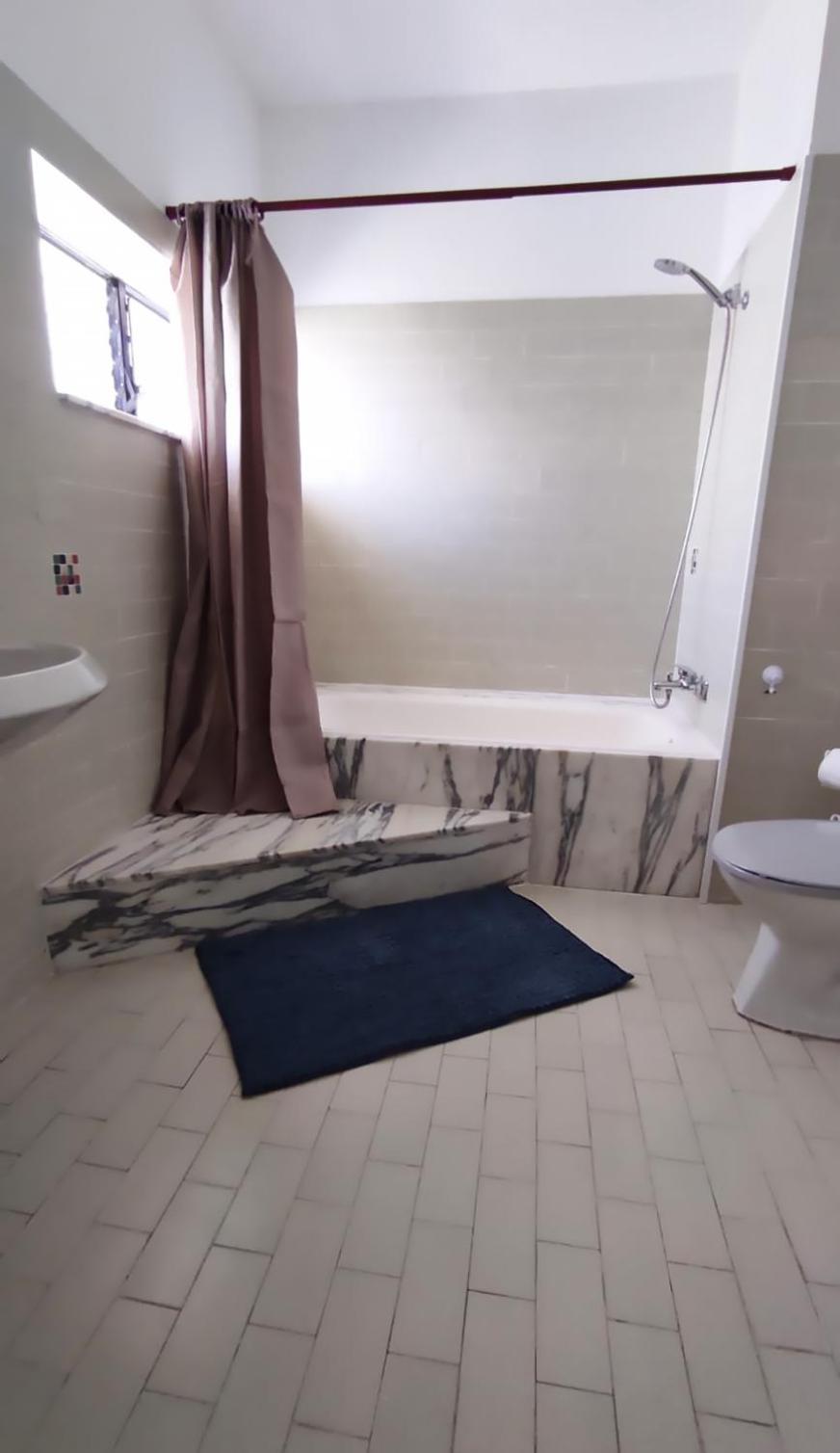 Triple Room with Private External Bathroom - Photo 4