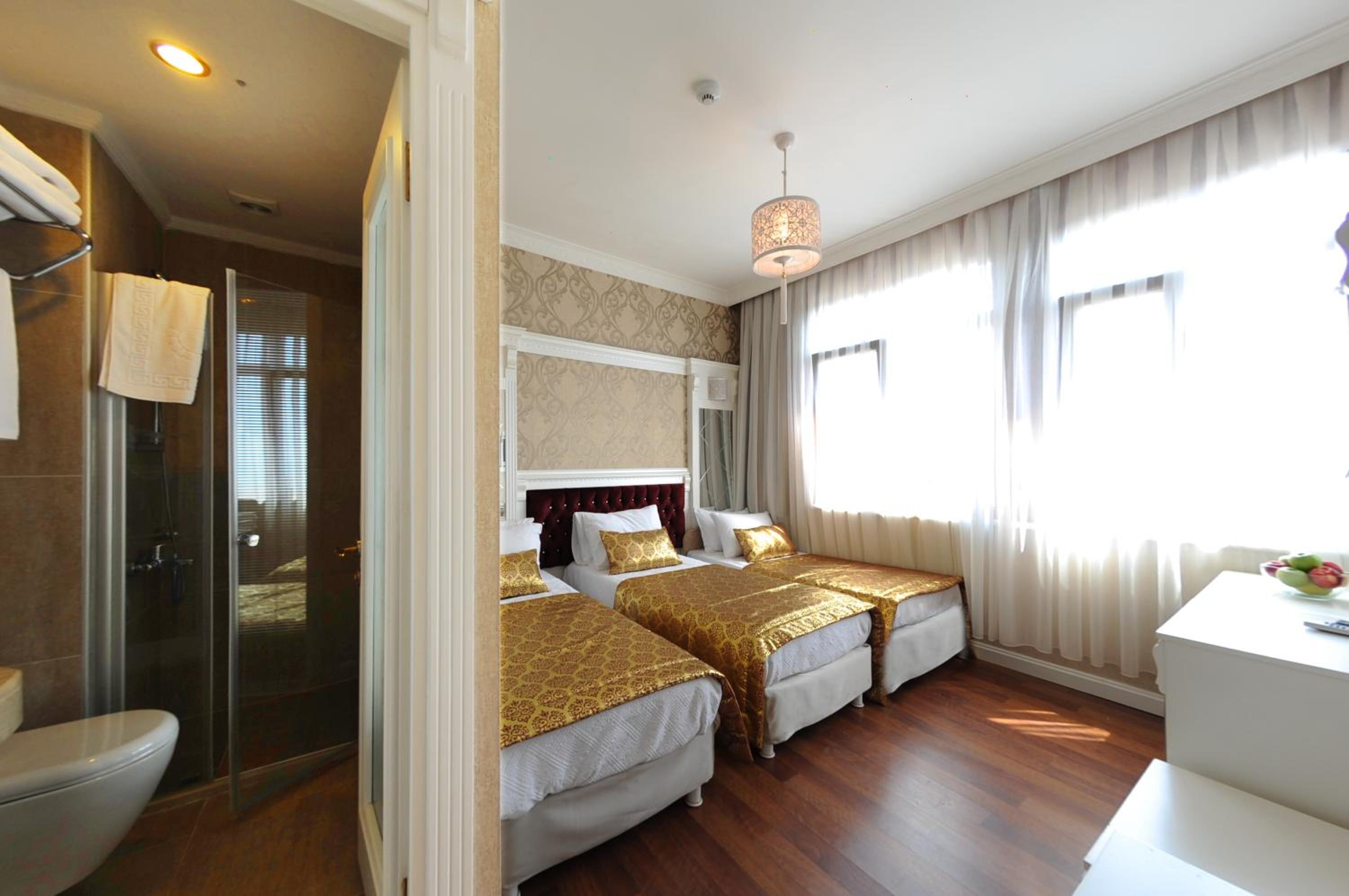 Standard Triple Room photo 1