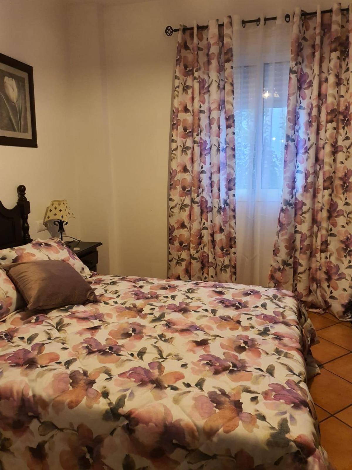 Three-Bedroom Apartment - Photo 3