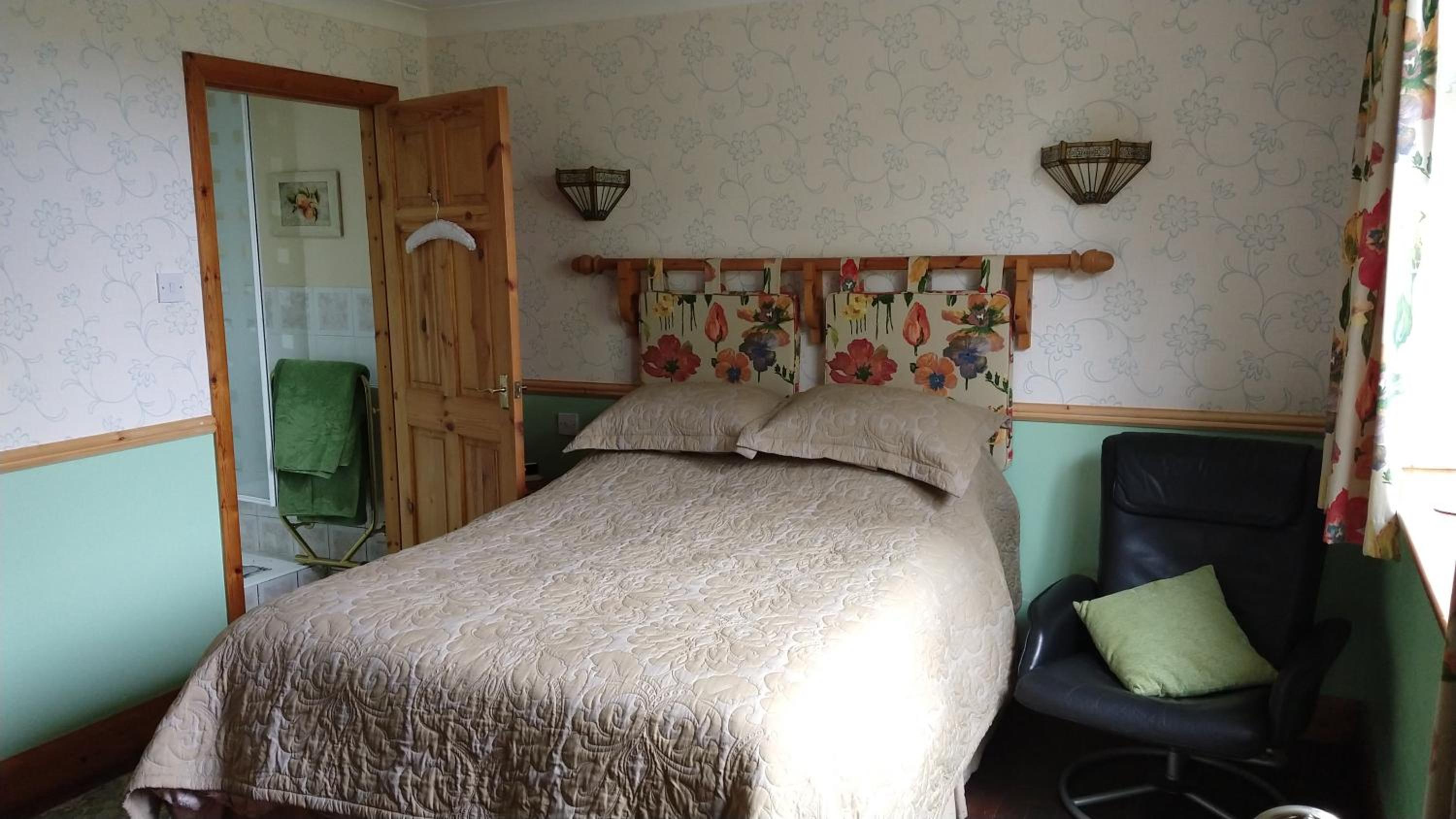 Double Room with Garden View - Photo 1