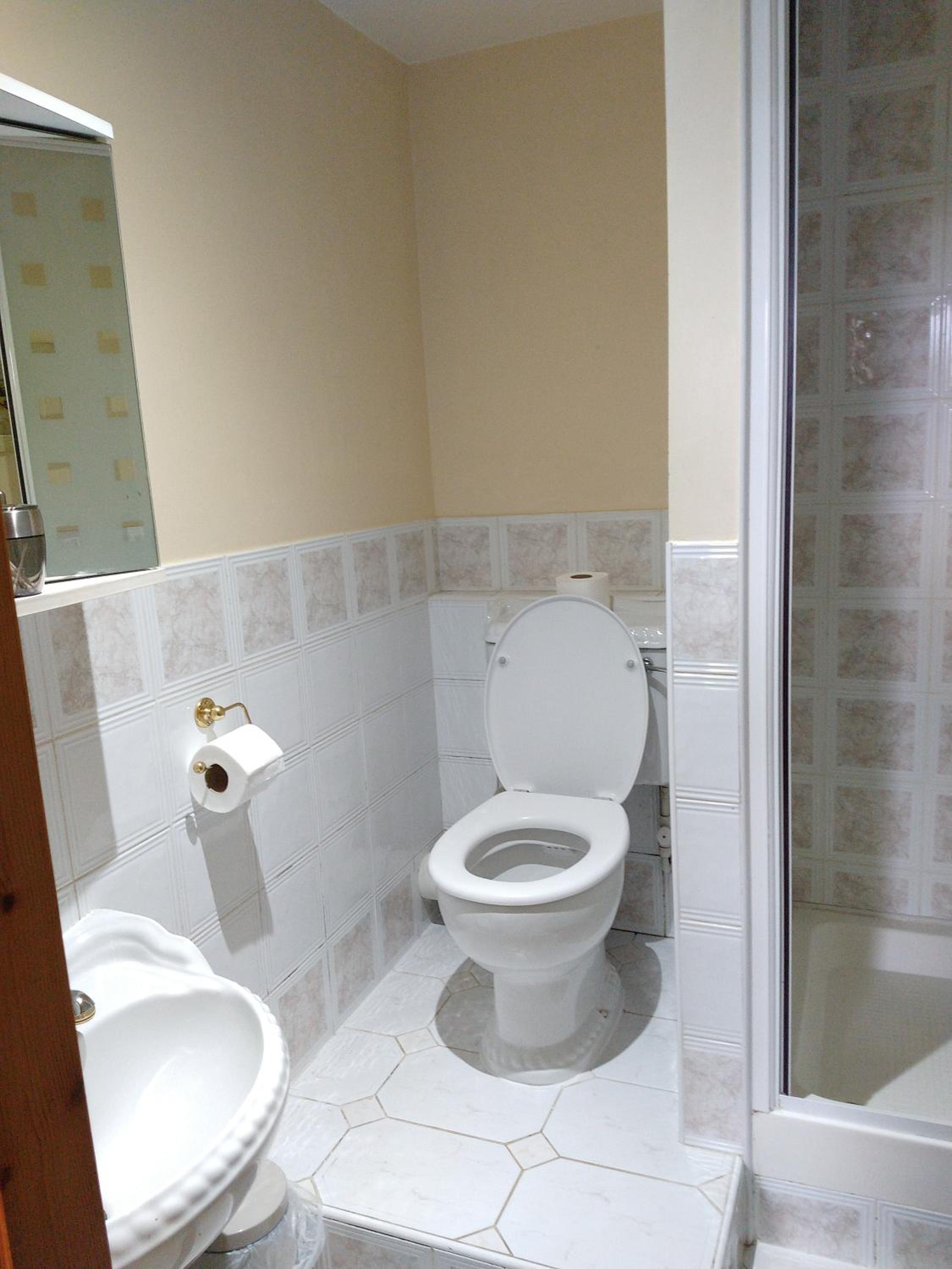 Double Room with Garden View - Photo 6