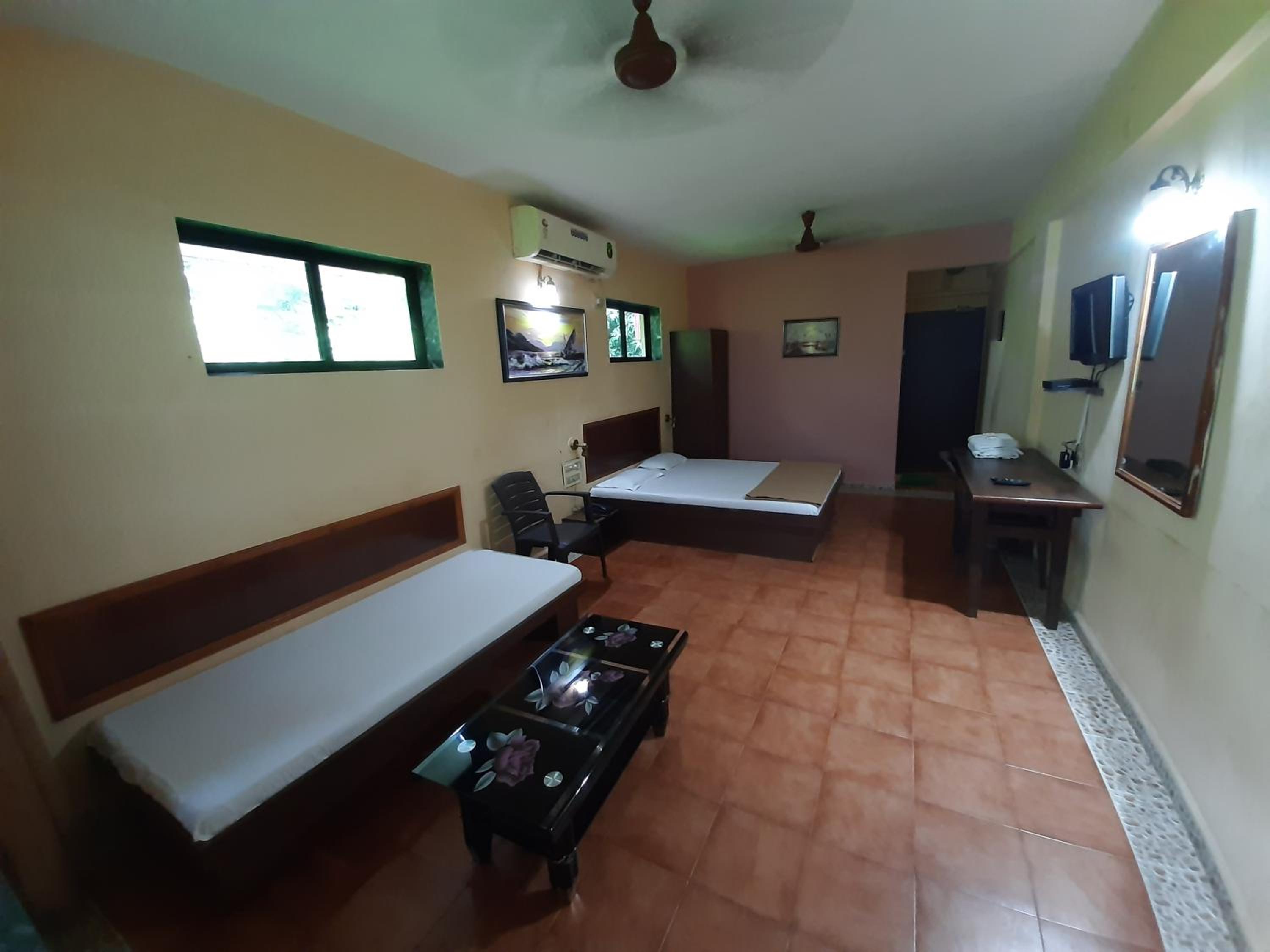 Deluxe Double Room With Balcony And Sea View photo 3