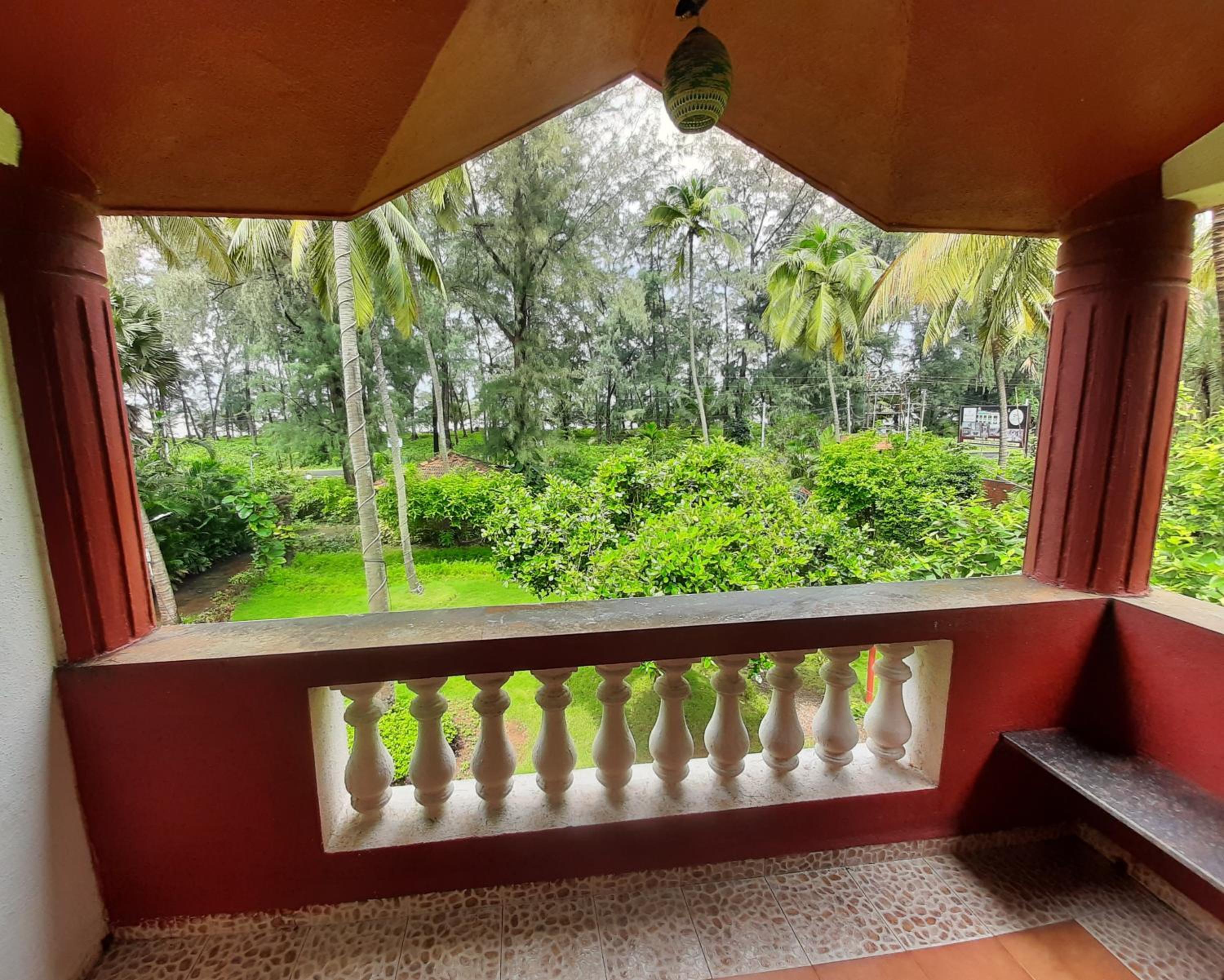 Deluxe Double Room With Balcony And Sea View photo 2
