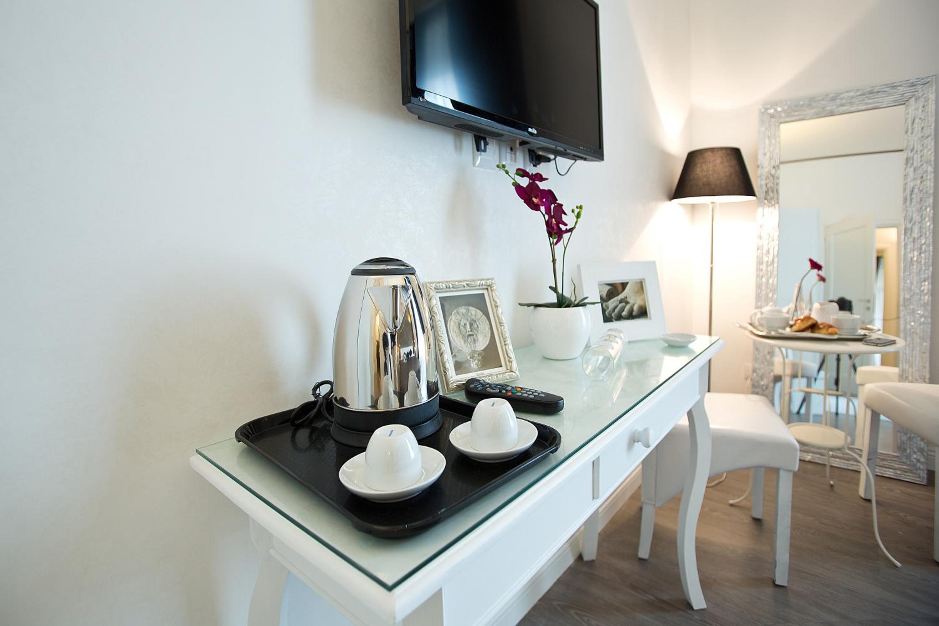 Double or Twin Room photo 3