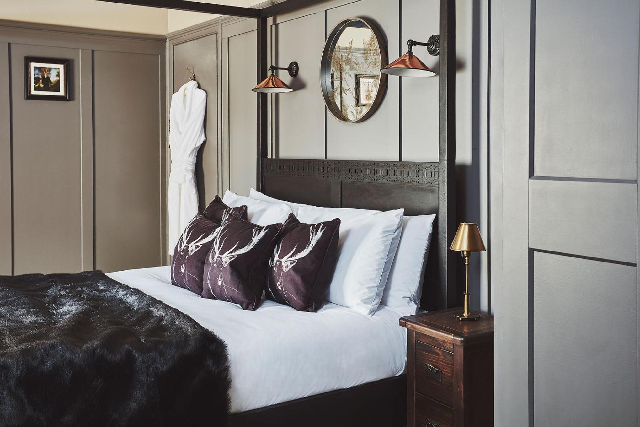 Deluxe Double Room with Balcony photo 1