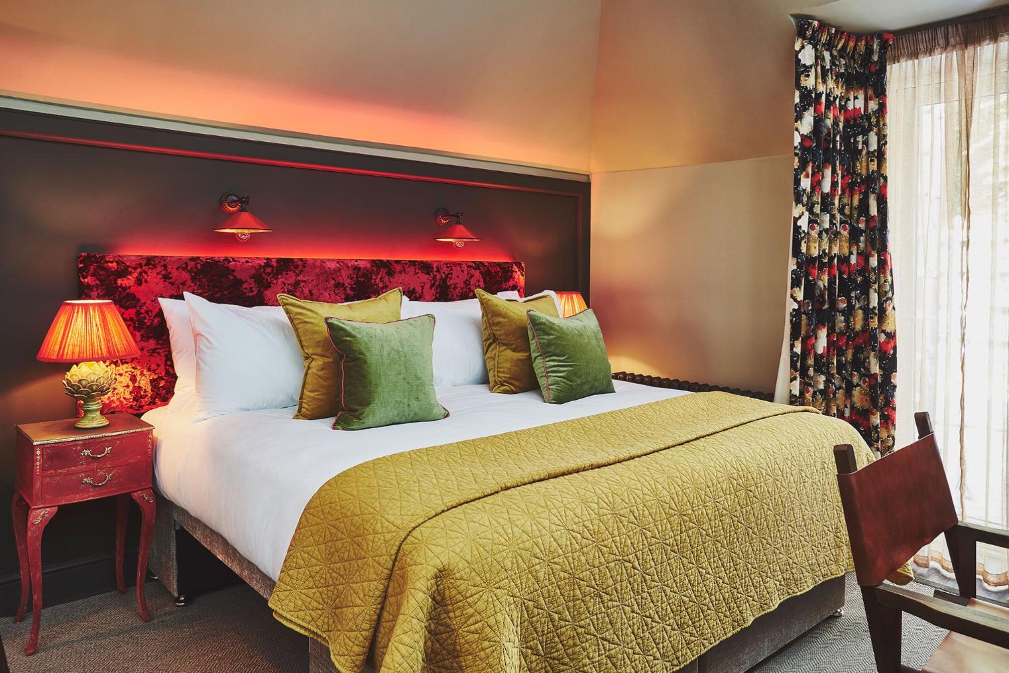 Double or Twin Room with Garden View - Photo 2