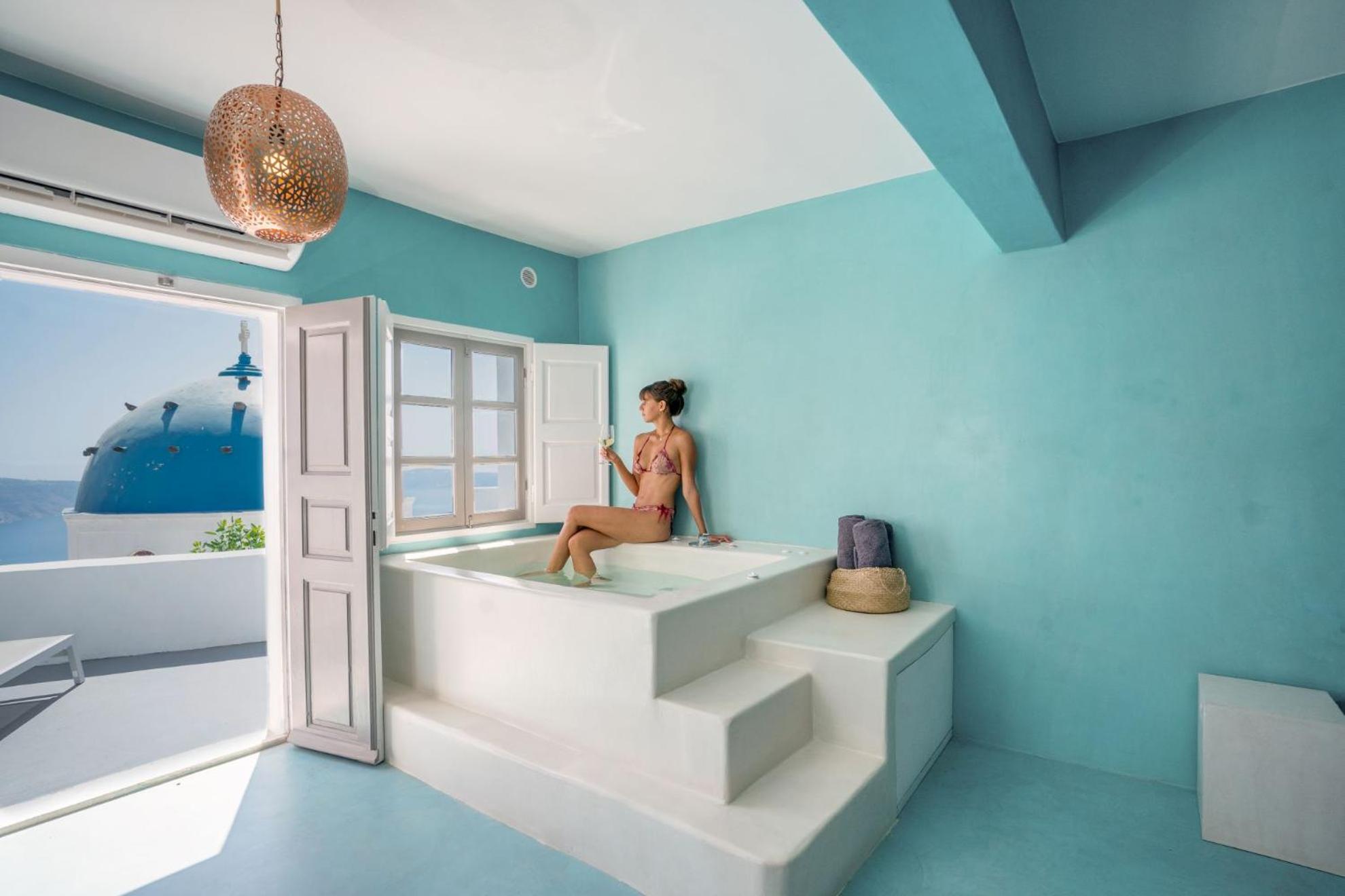 Two-Bedroom Villa - Photo 17
