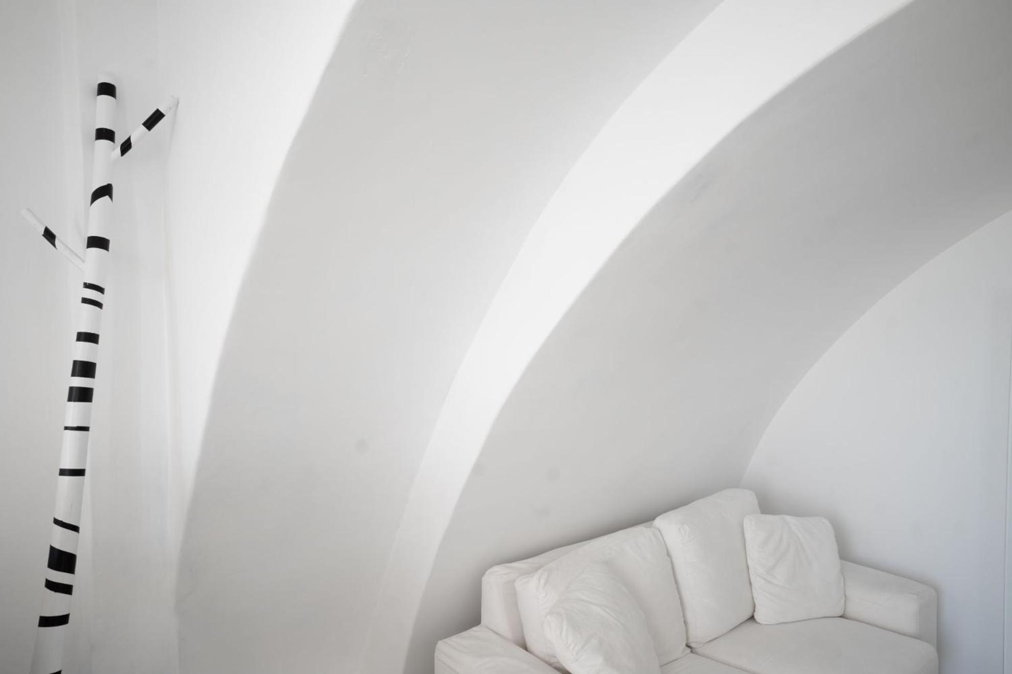 Two-Bedroom Villa - Photo 24