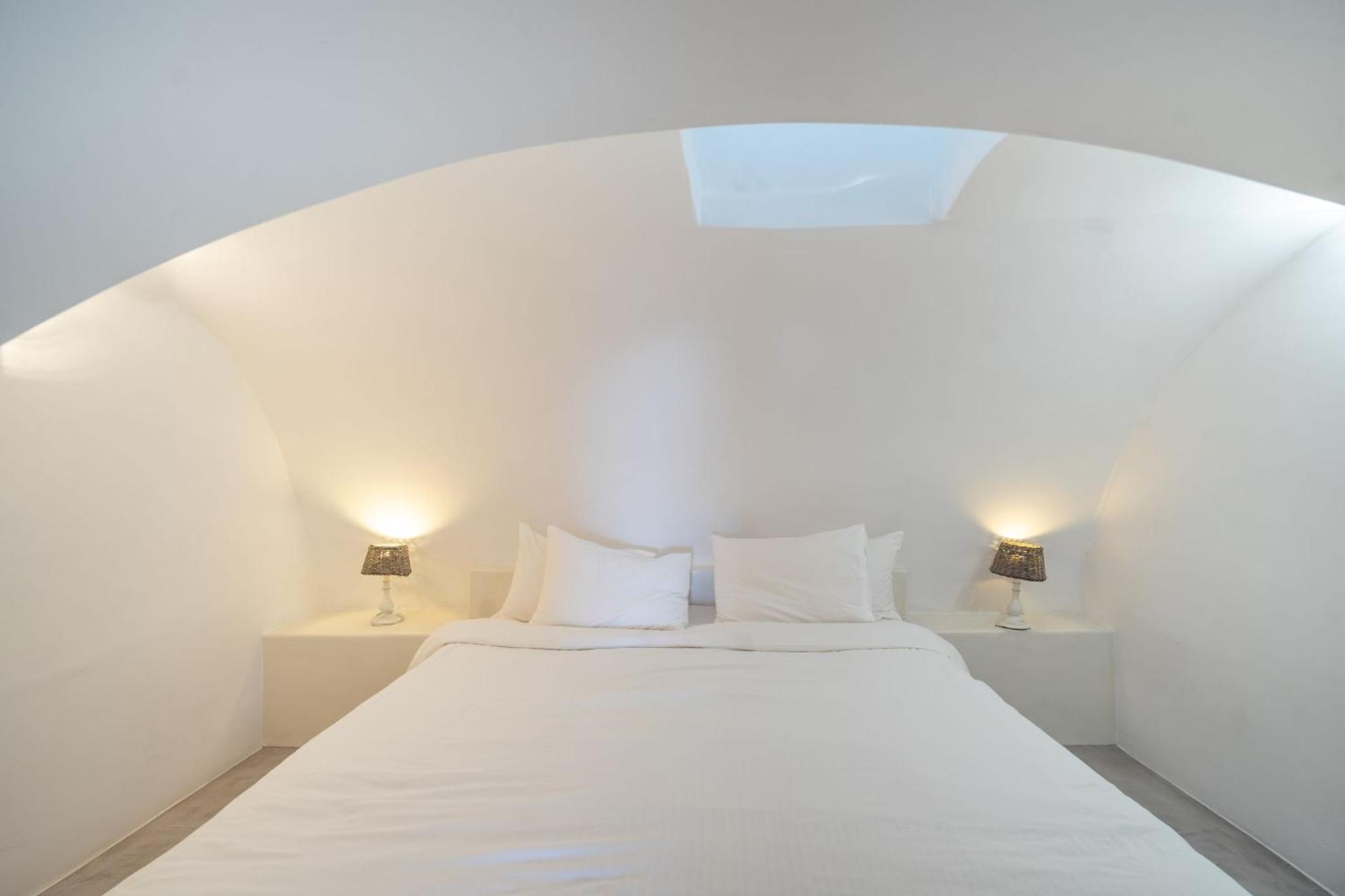 Two-Bedroom Villa - Photo 25