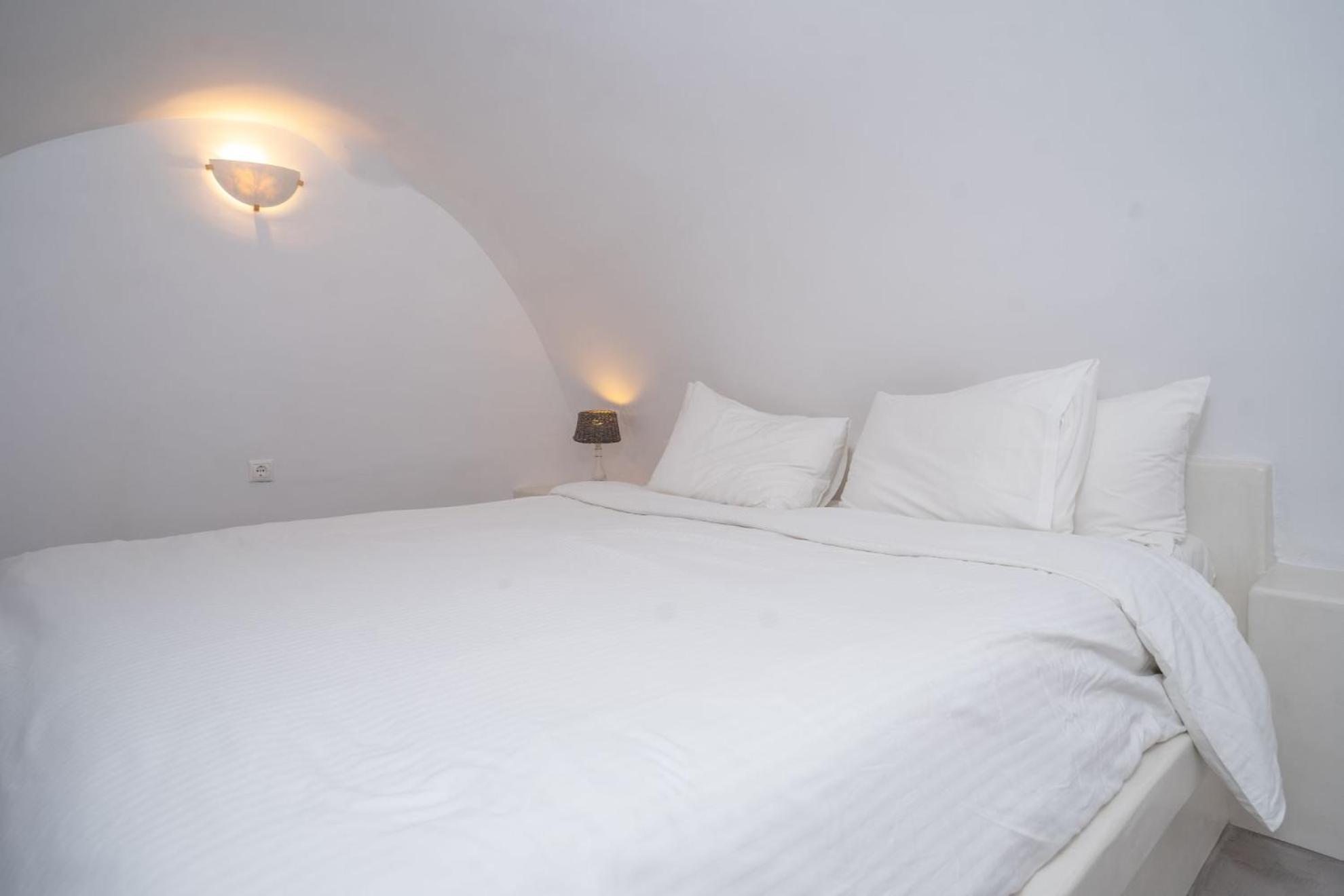 Two-Bedroom Villa - Photo 29